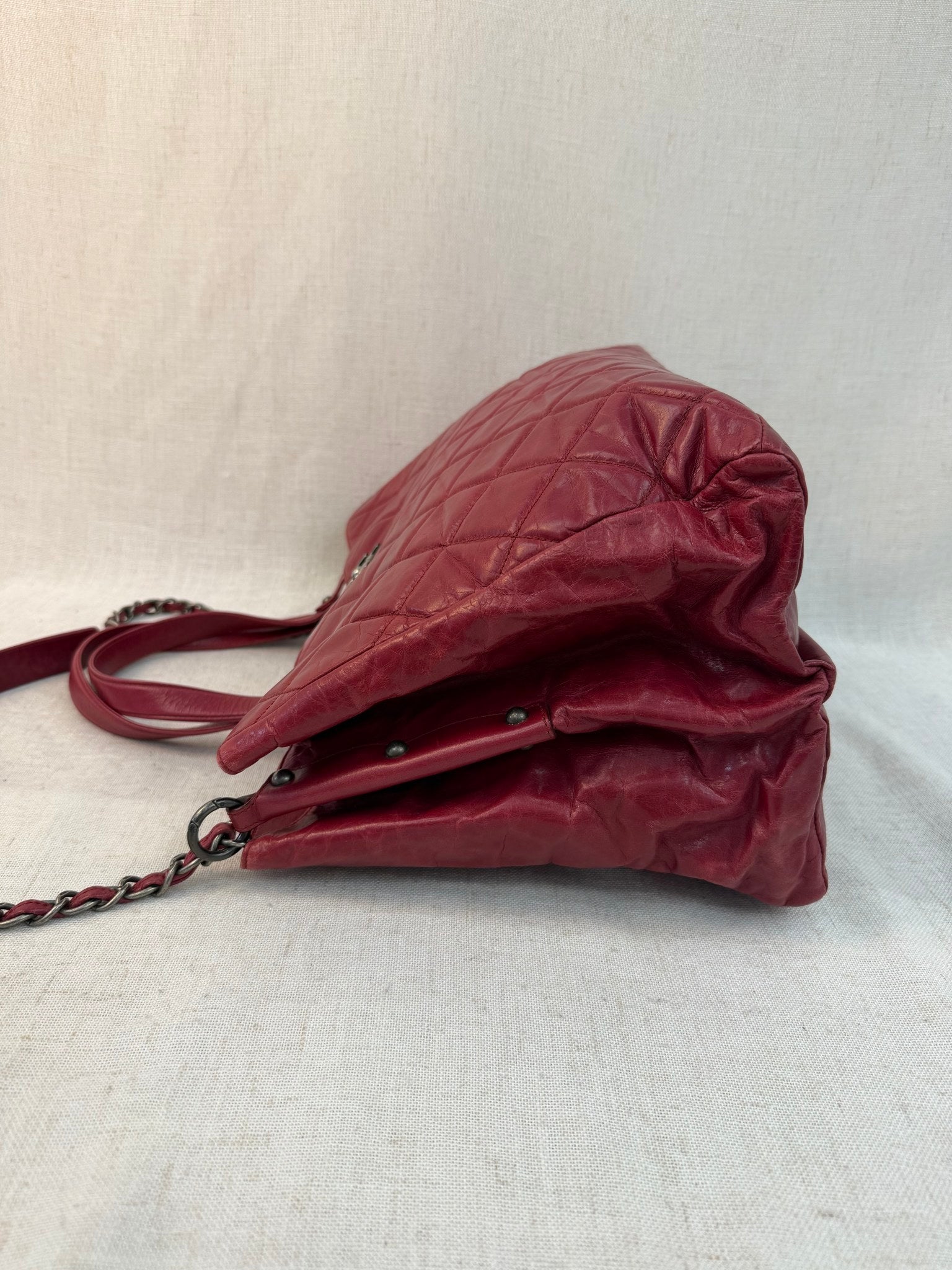 Chanel Red Calfskin Glazed Quilted Glazed Large On The Road Tote Bag