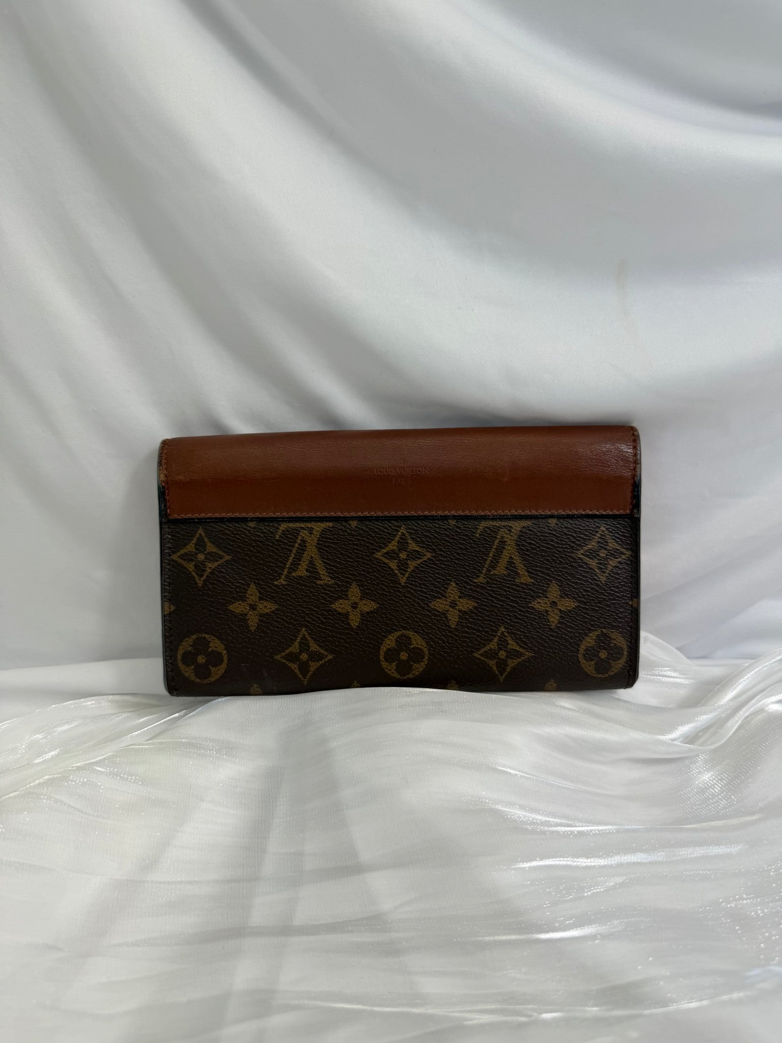 Louis Vuitton Monogram Sarah Tuileries Wallet