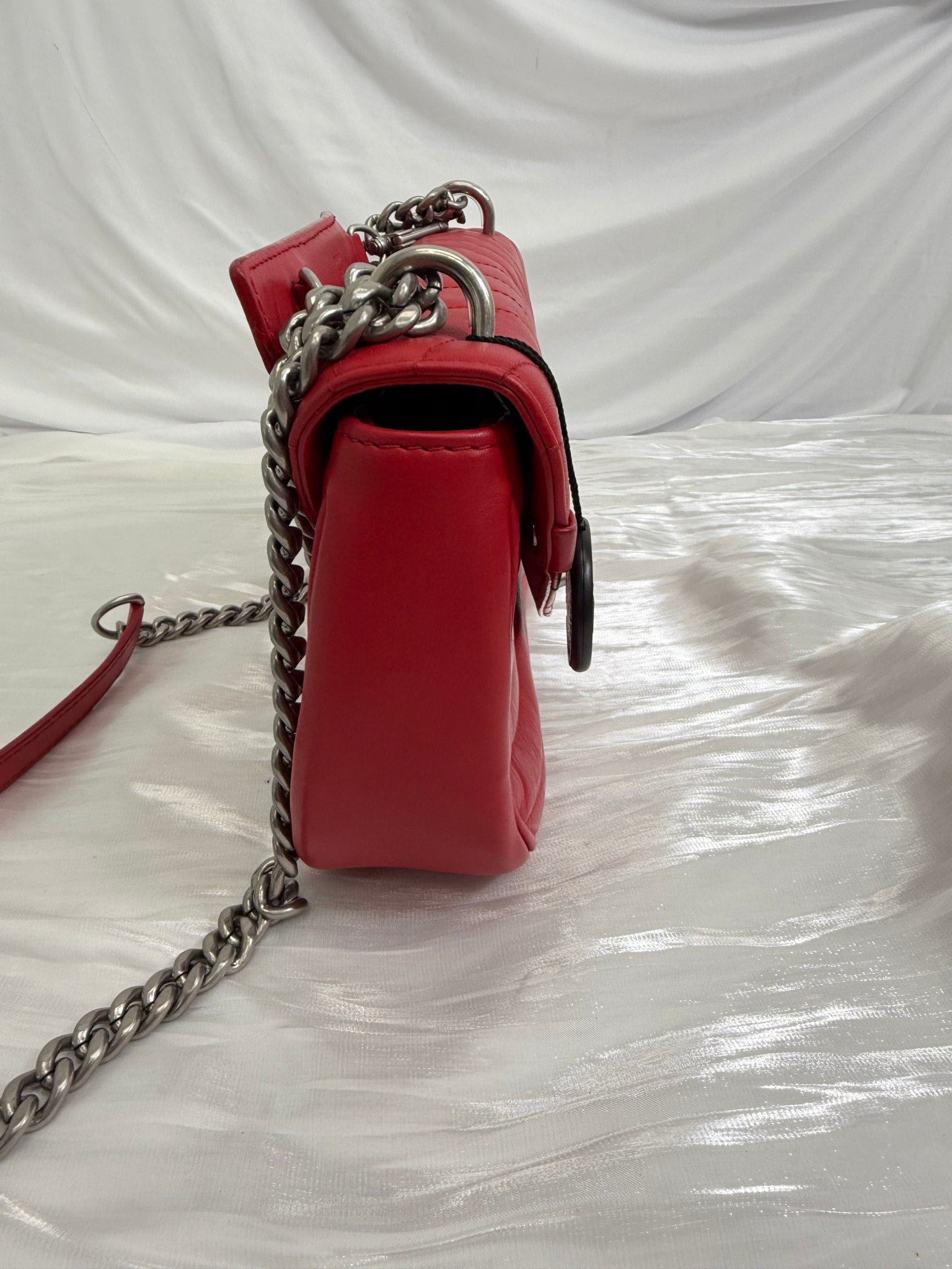 Louis Vuitton Red Quilted Leather New Wave MM