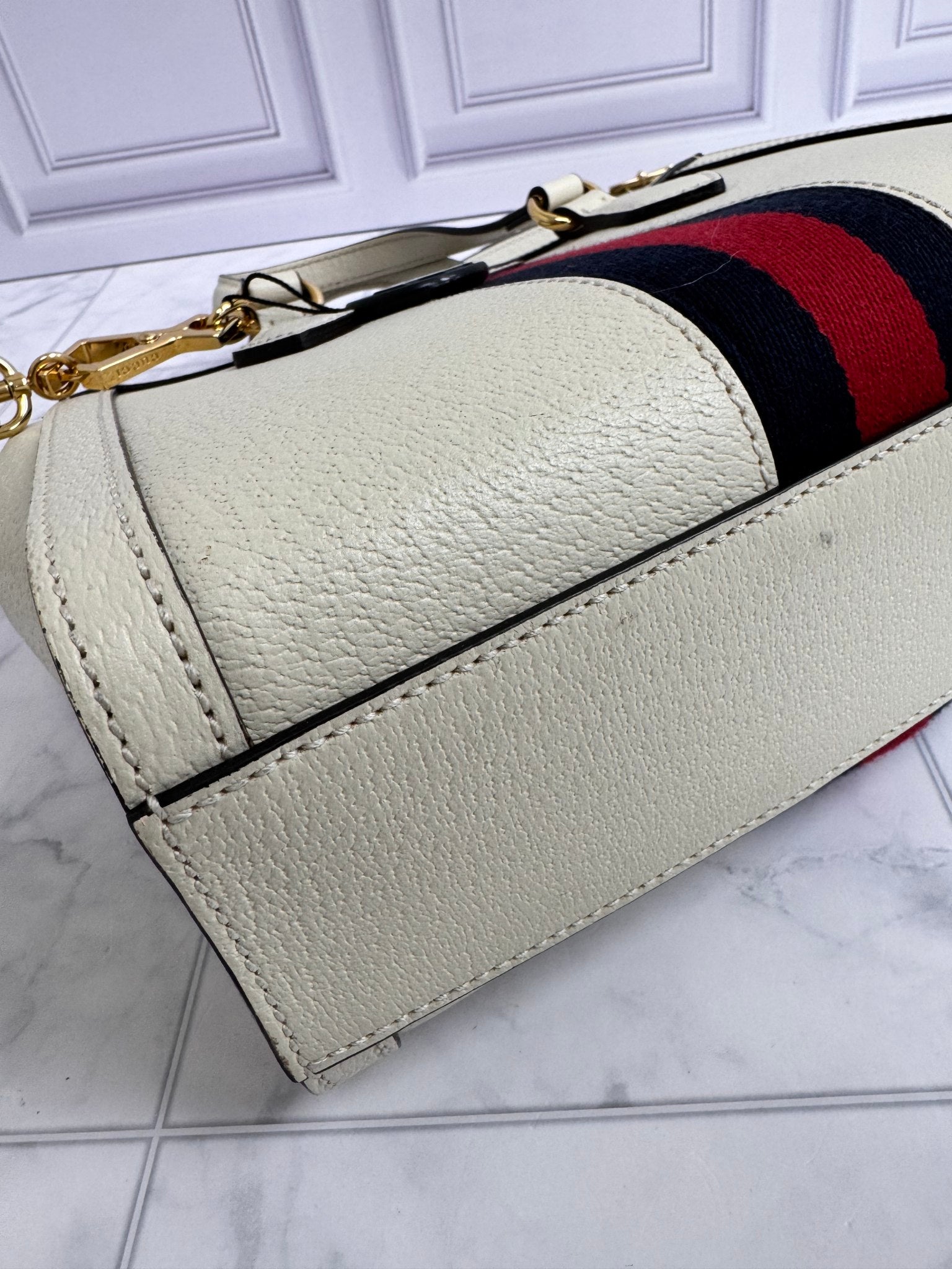Gucci White Web Grained Leather Ophidia Small Crossbody Tote Bag