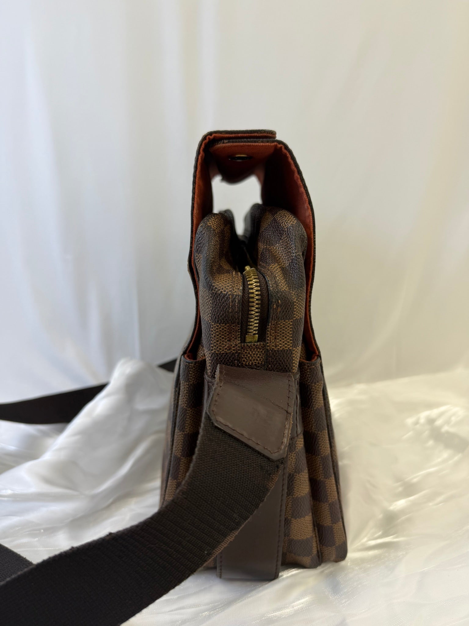 Louis Vuitton Damier Ebene Naviglio Messenger Bag