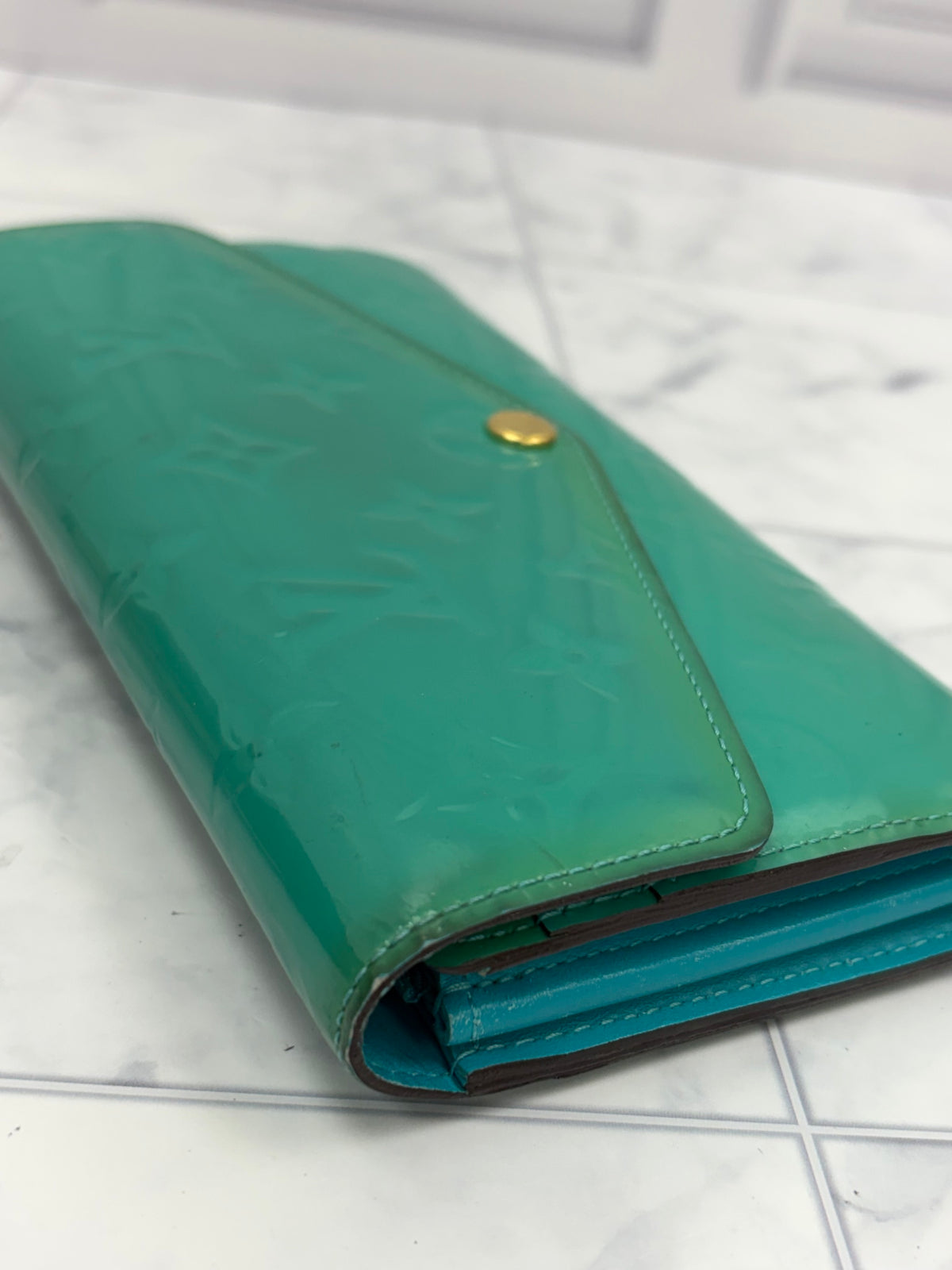 Louis Vuitton Turquoise Monogram Vernis Sarah wallet