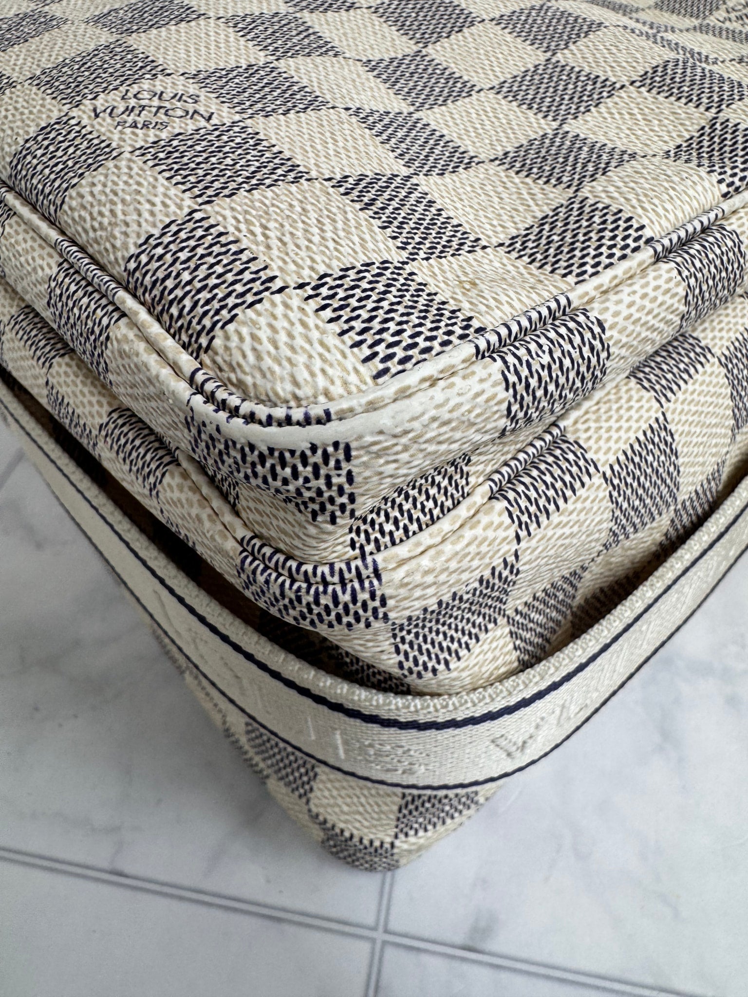 Louis Vuitton Damier Azur Naviglio Messenger Bag