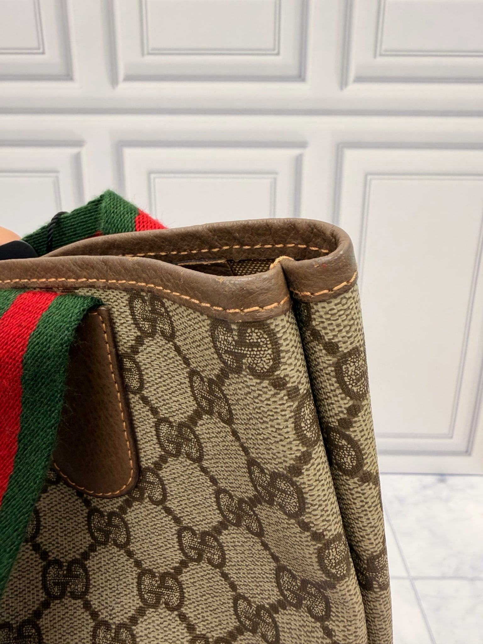 Gucci GG Supreme Canvas Tote Bag