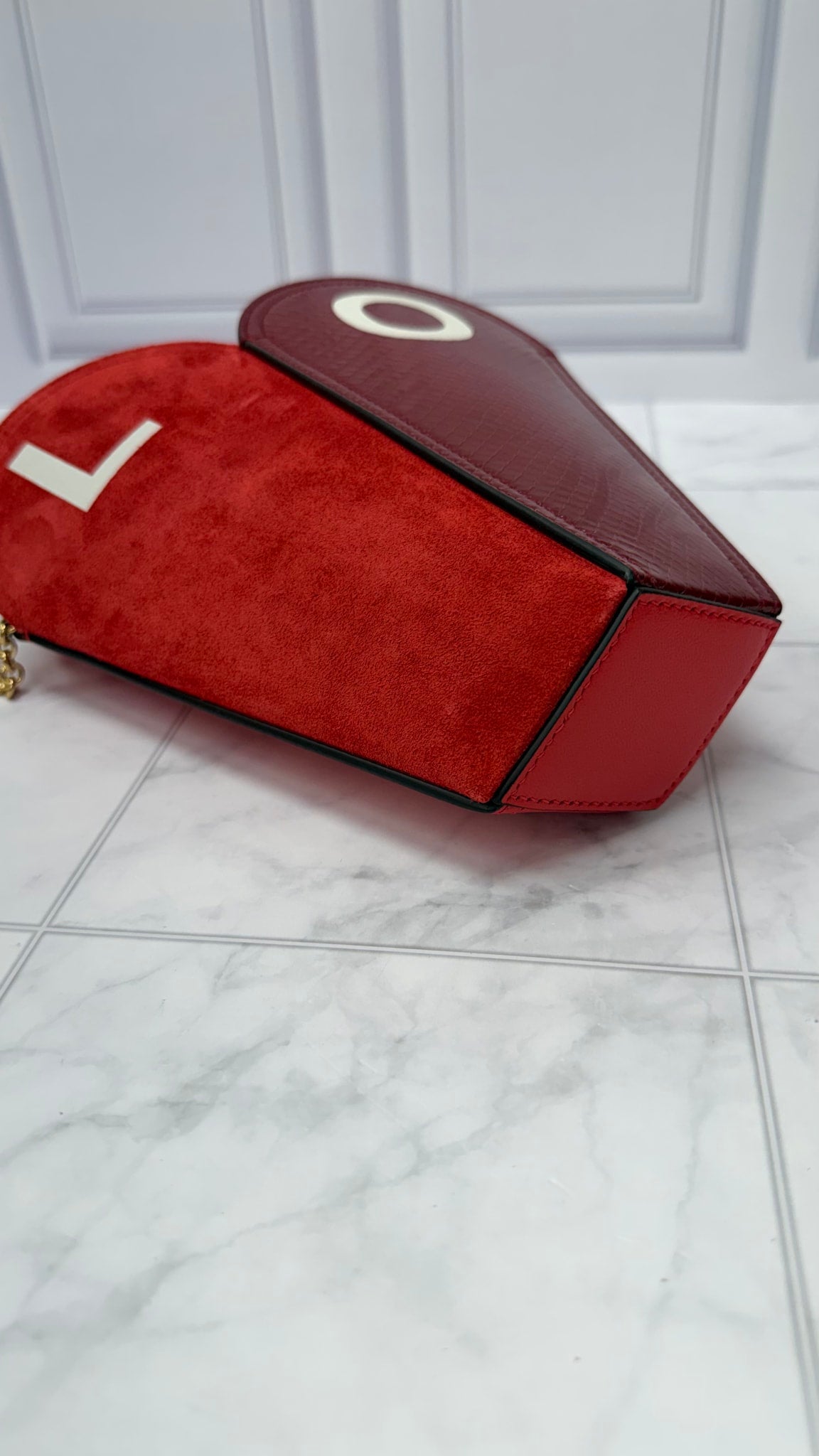 Gucci Red & Pink Multi Texture Valentines Day Heart Chain Bag