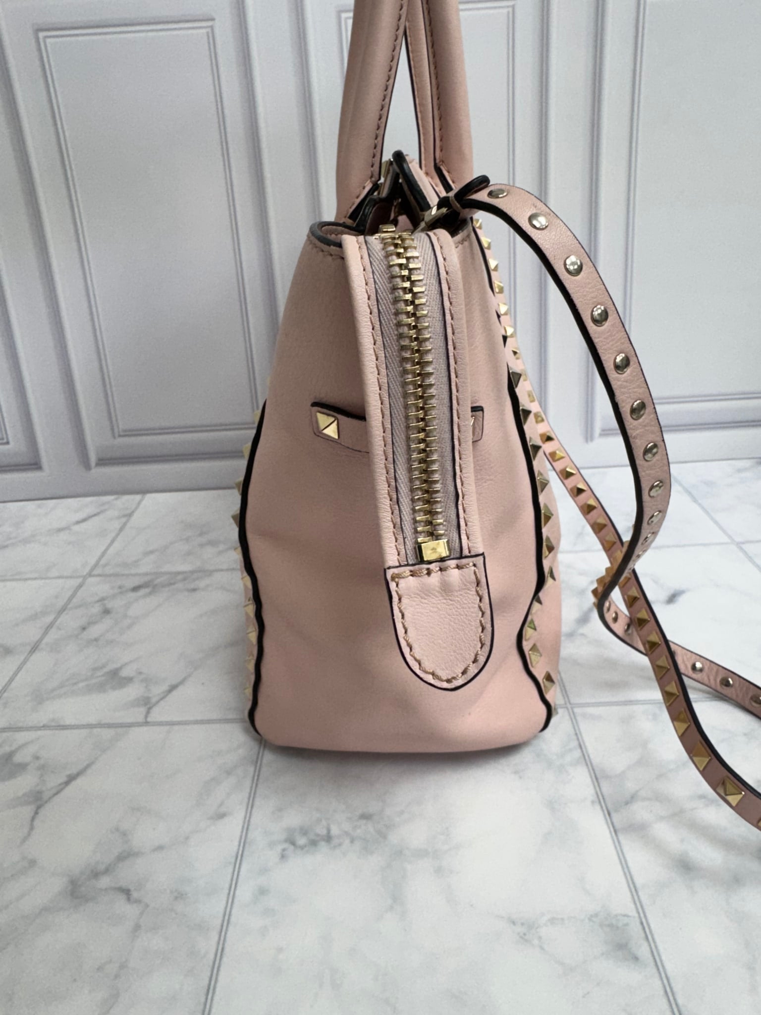 Valentino Baby Pink Grained Leather Rockstud Trapeze Medium 2Way Bag