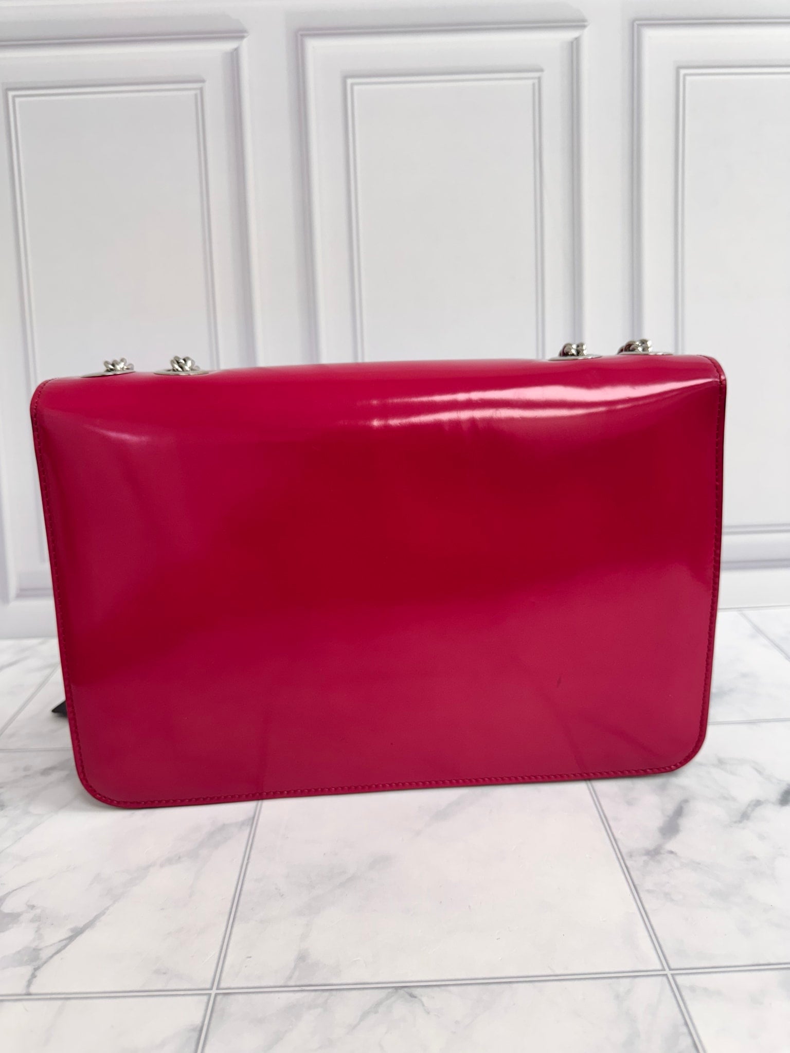 LIKE NEW - Gucci Pink Patent Leather Interlocking G Medium Chain Shoulder Bag