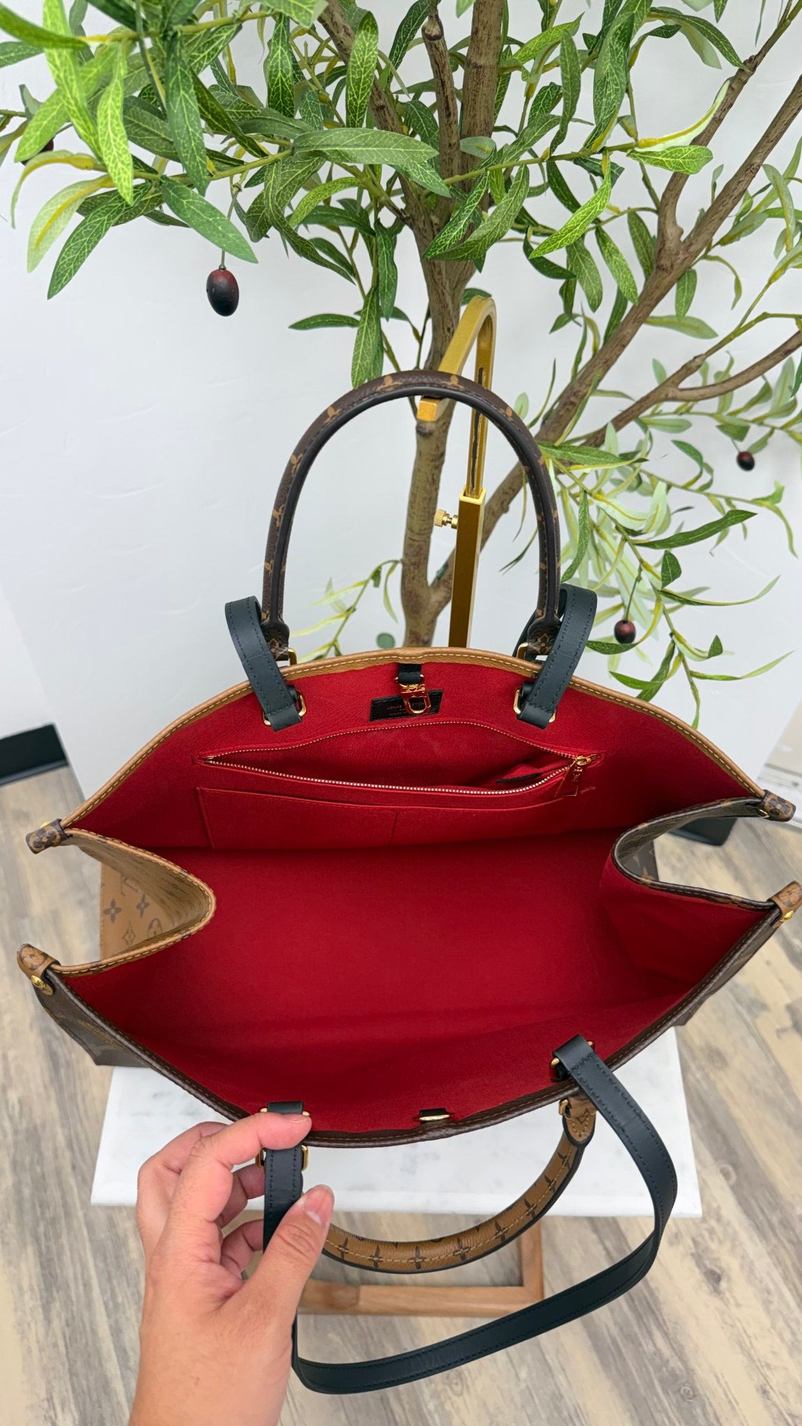 Louis Vuitton Reverse Monogram On The Go GM