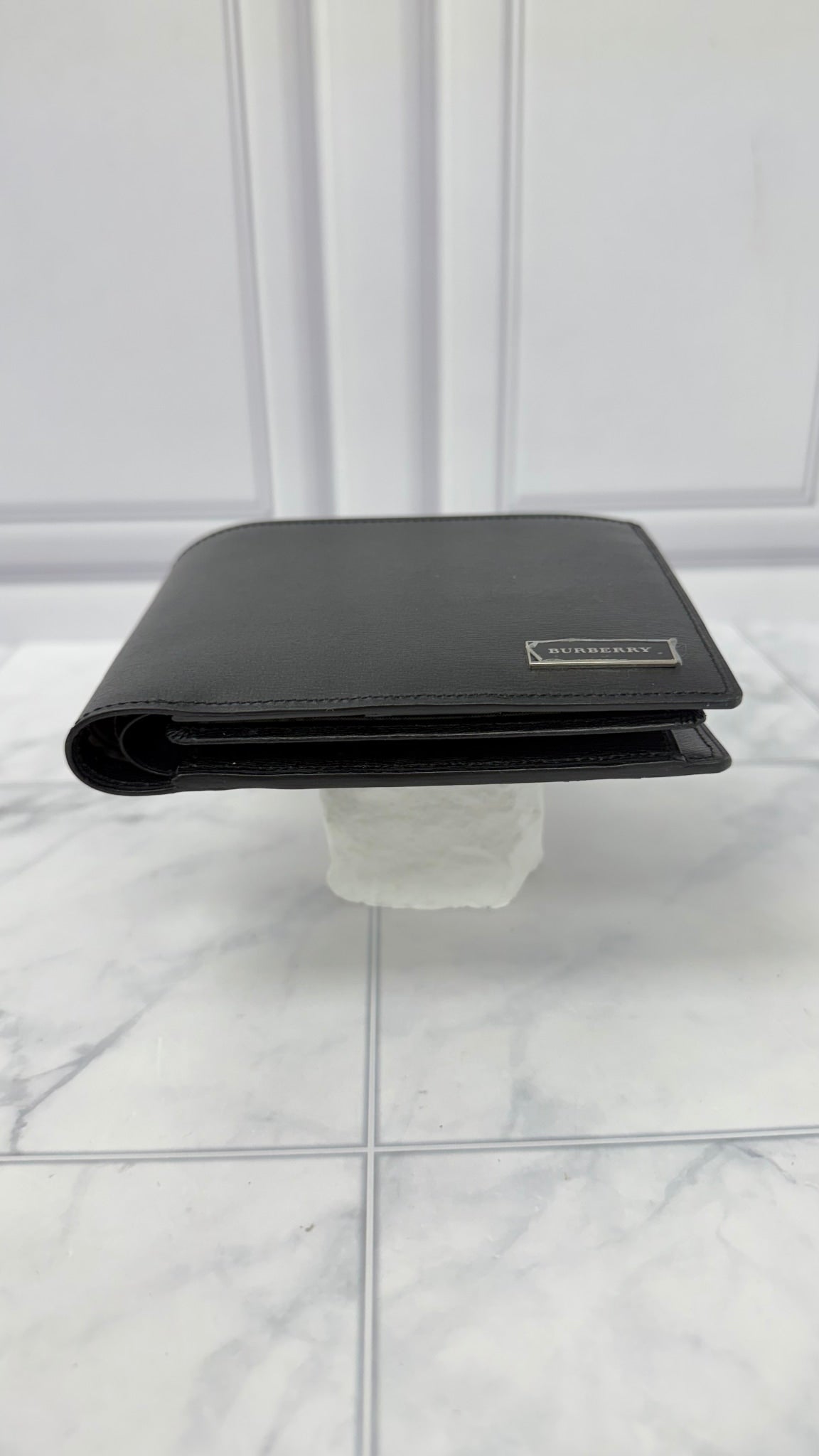 BRAND NEW - Burberry Black Leather Bifold Wallet