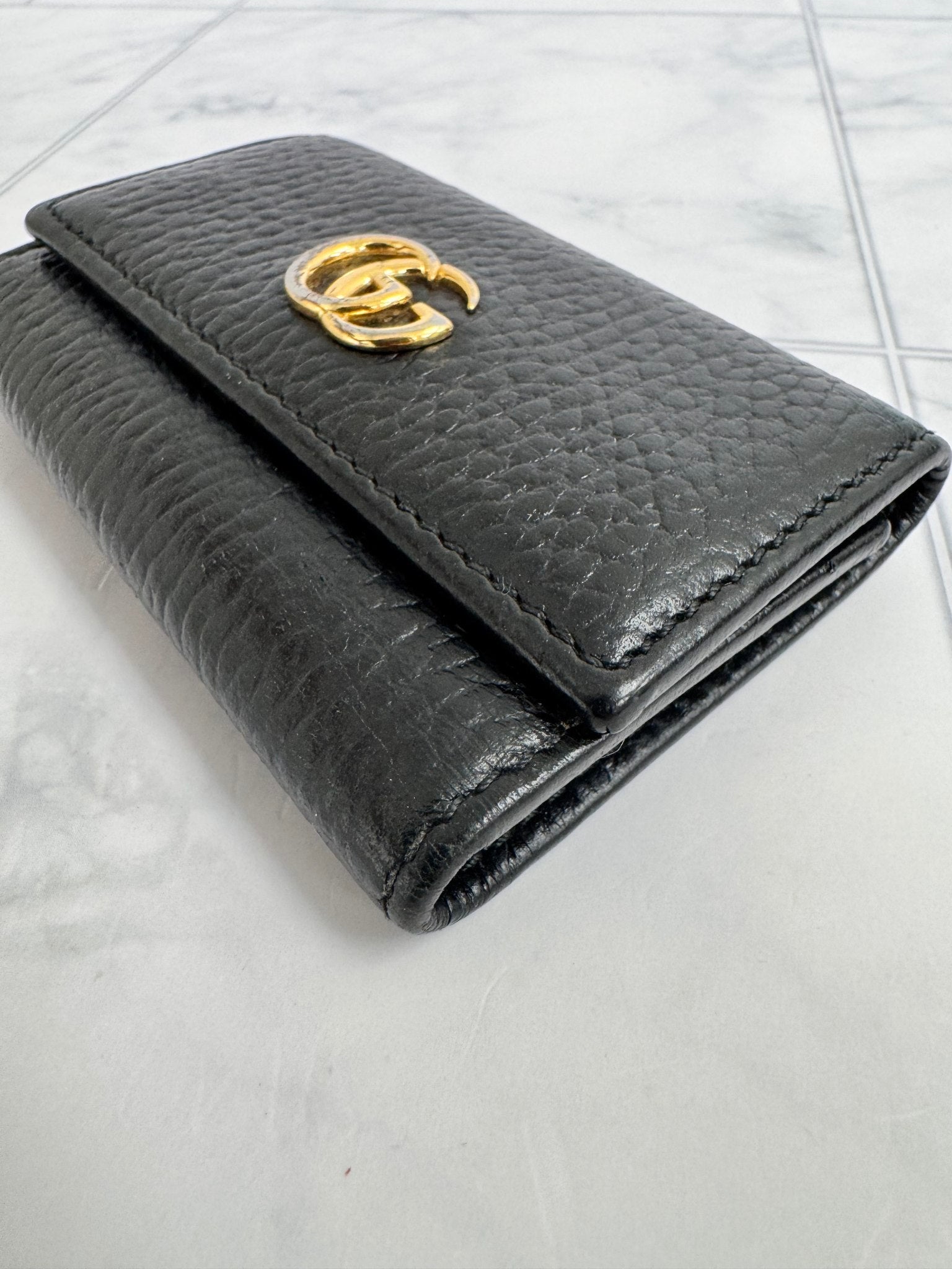 Gucci Black GG Marmont Grained Leather 6 Ring Holder