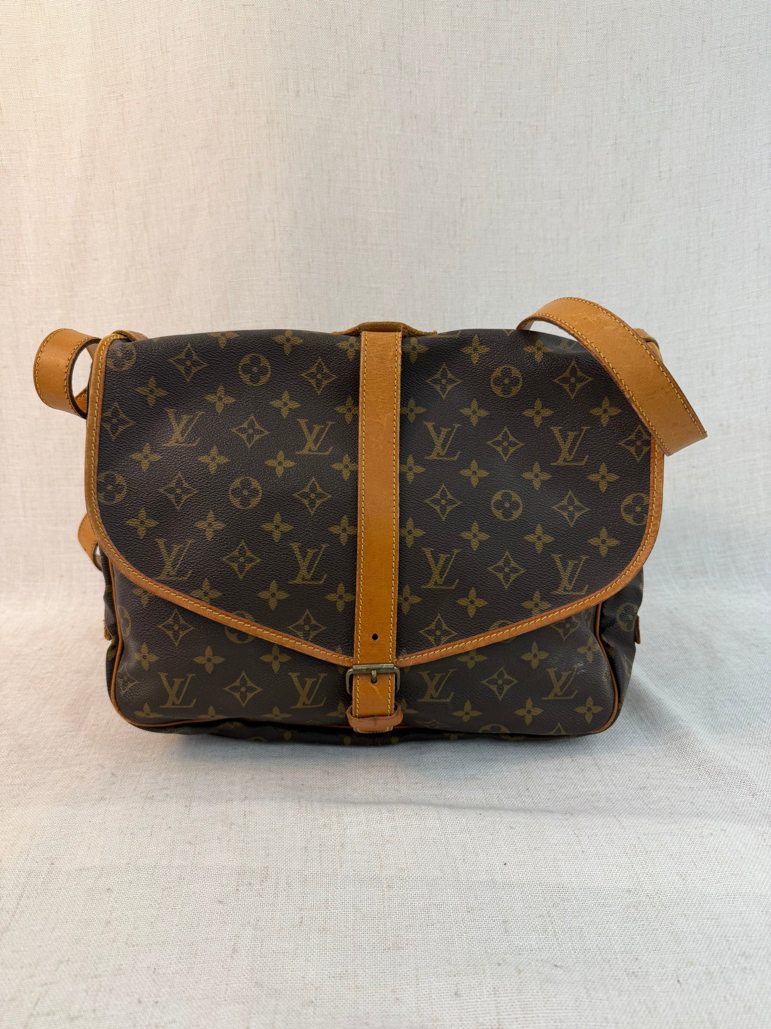 Louis Vuitton Monogram Saumur 35 Shoulder Bag