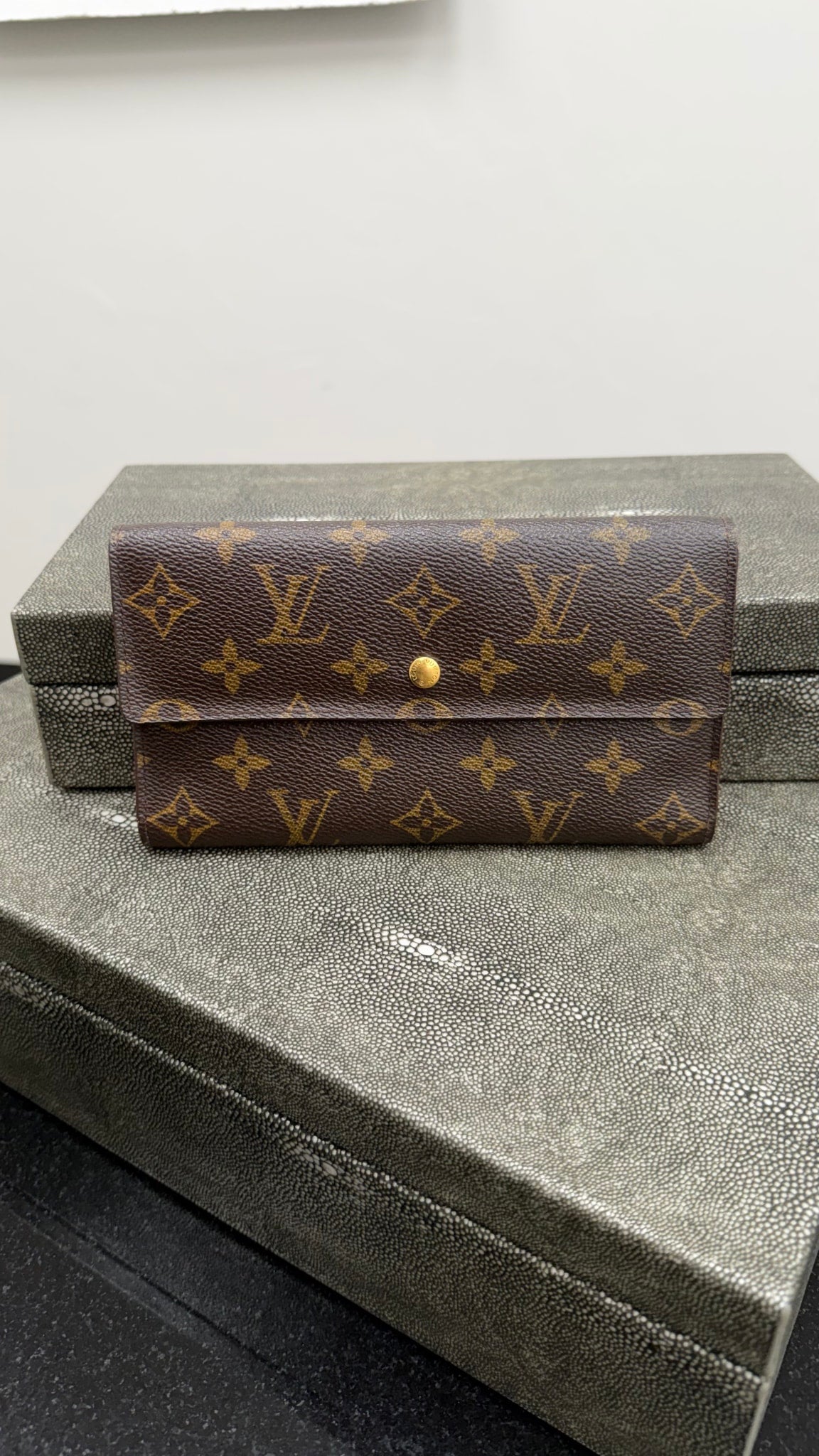 Louis Vuitton Monogram International Wallet