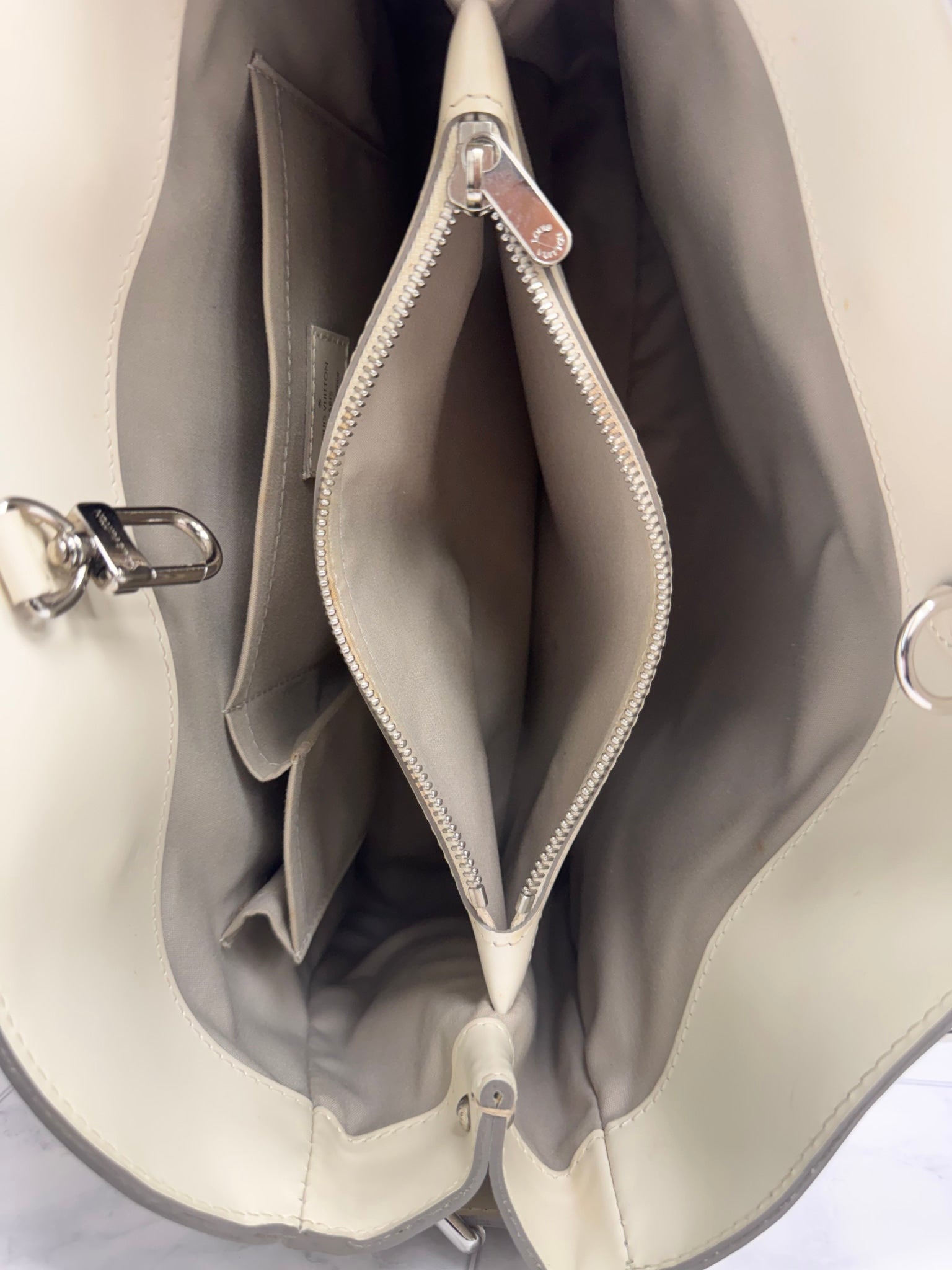 Louis Vuitton Ivory Epi Passy PM