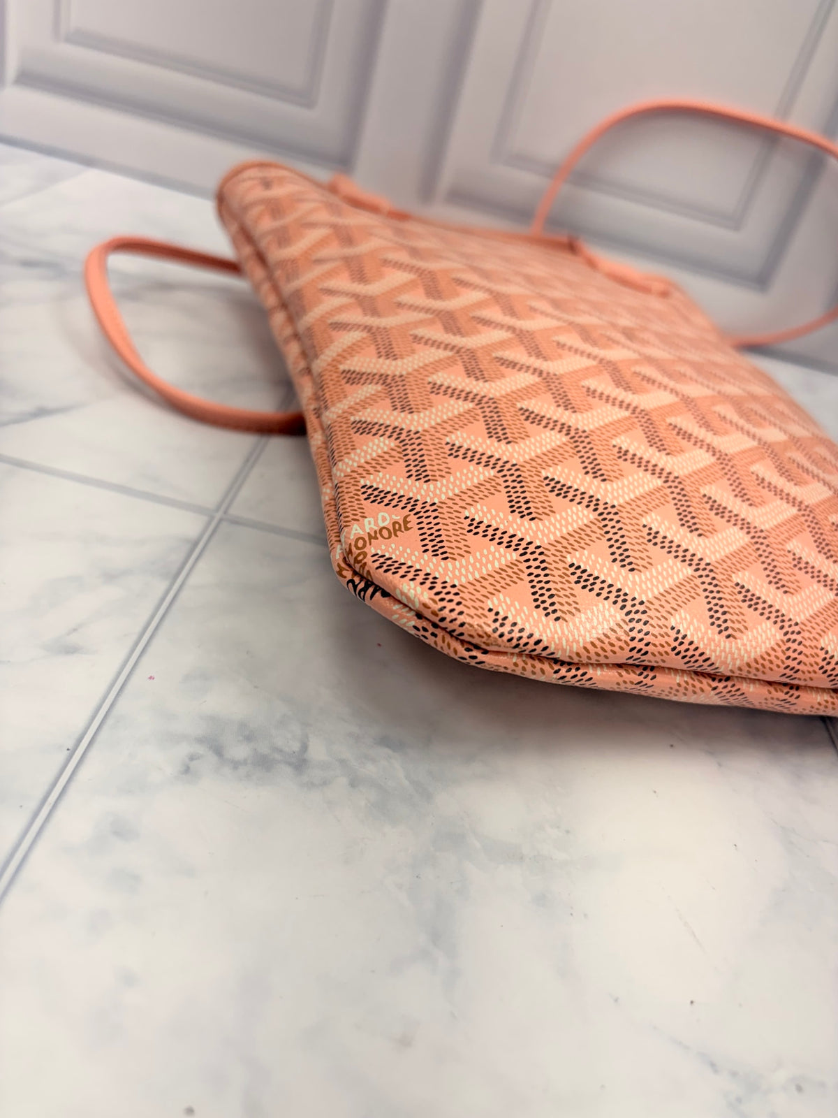 LIKE NEW - Goyard Pink Goyardine Poitiers Claire Voie