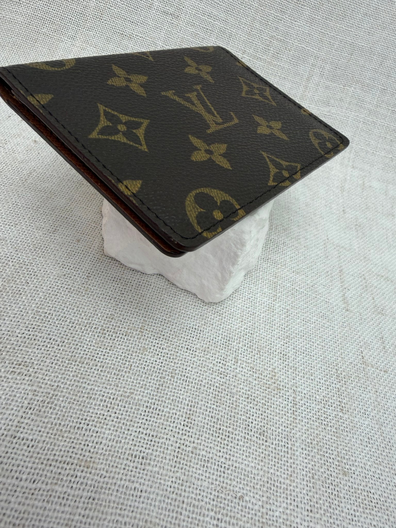 Louis Vuitton Monogram ID Case