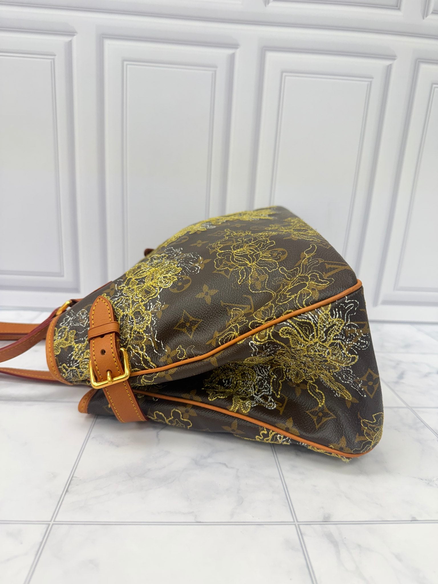 Louis Vuitton Monogram Gold Dentelle Batignolles Tote Bag