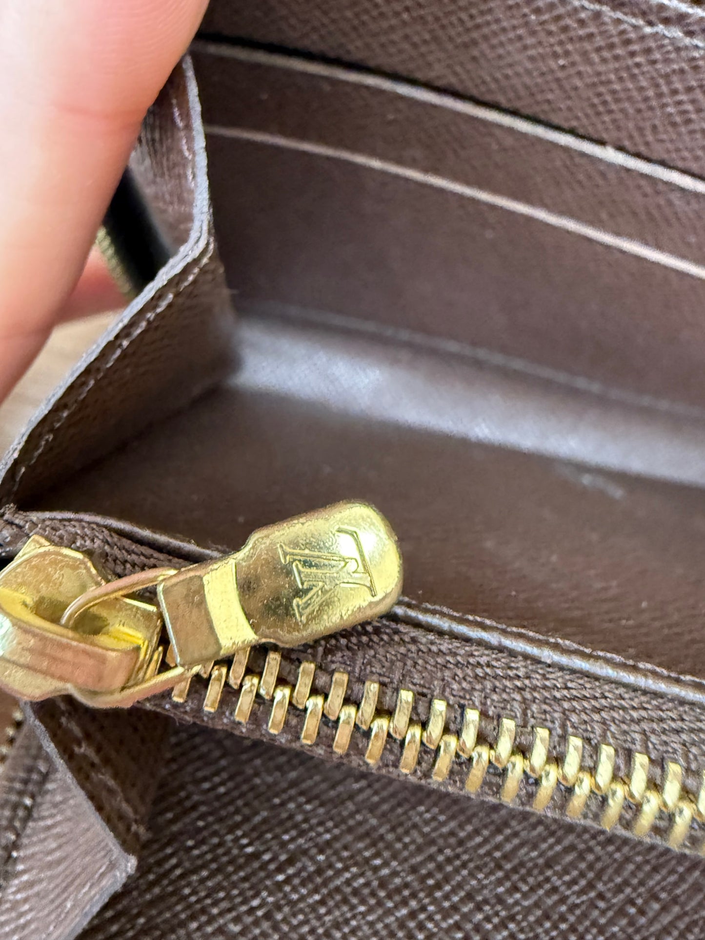 Louis Vuitton Damier Ebene Zippy Wallet