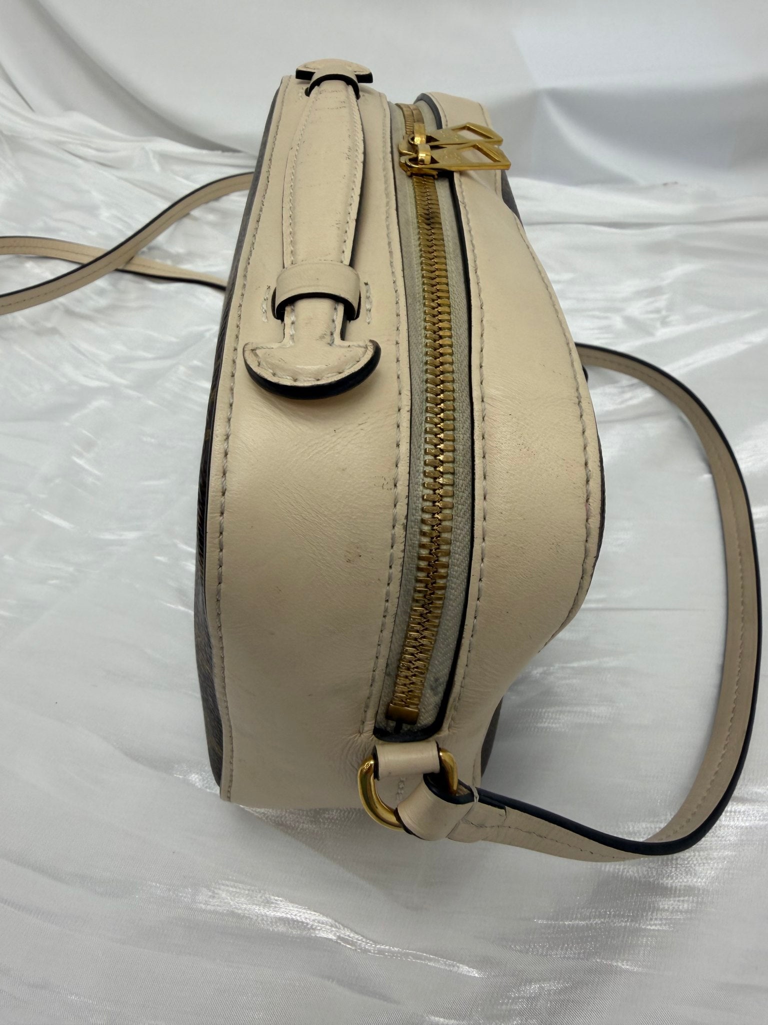 Louis Vuitton Monogram & Cream Leather Saintonge Crossbody