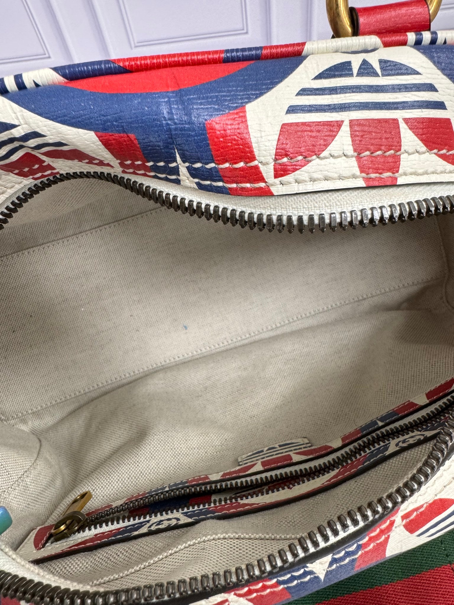Gucci x Adidas Red Blue White Grained Leather 2Way Bag