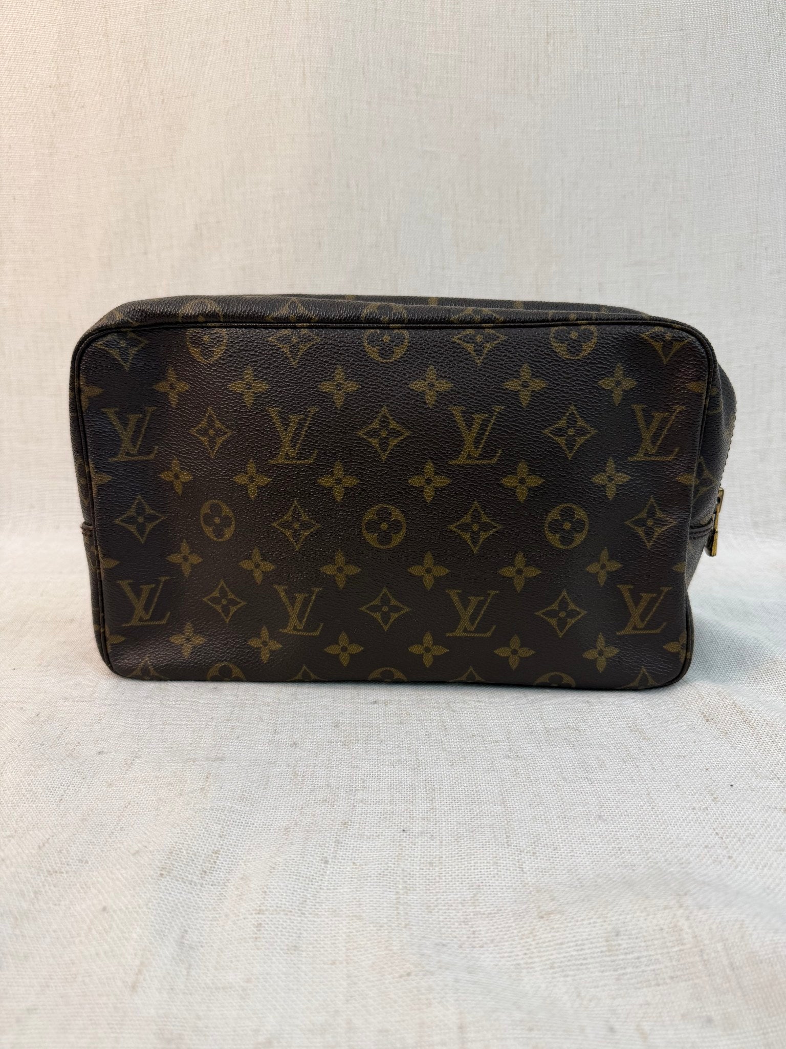 Louis Vuitton Monogram Trousse 28 Pouch