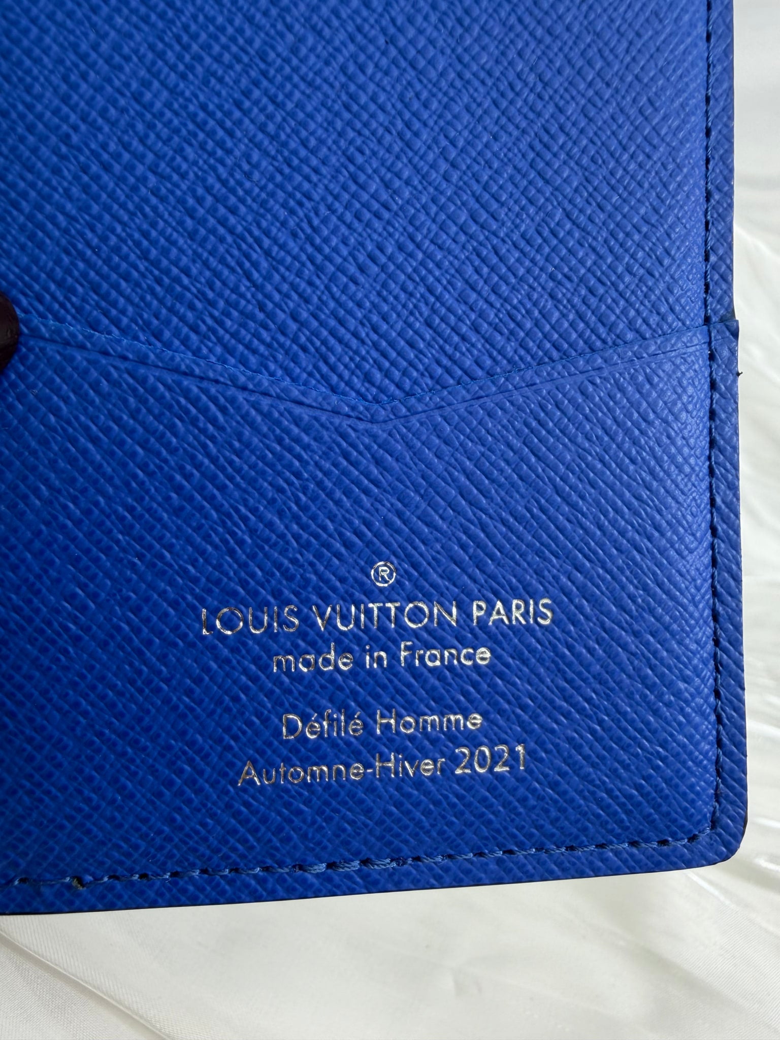 BRAND NEW Louis Vuitton Limited Edition Navy Pocket Organizer