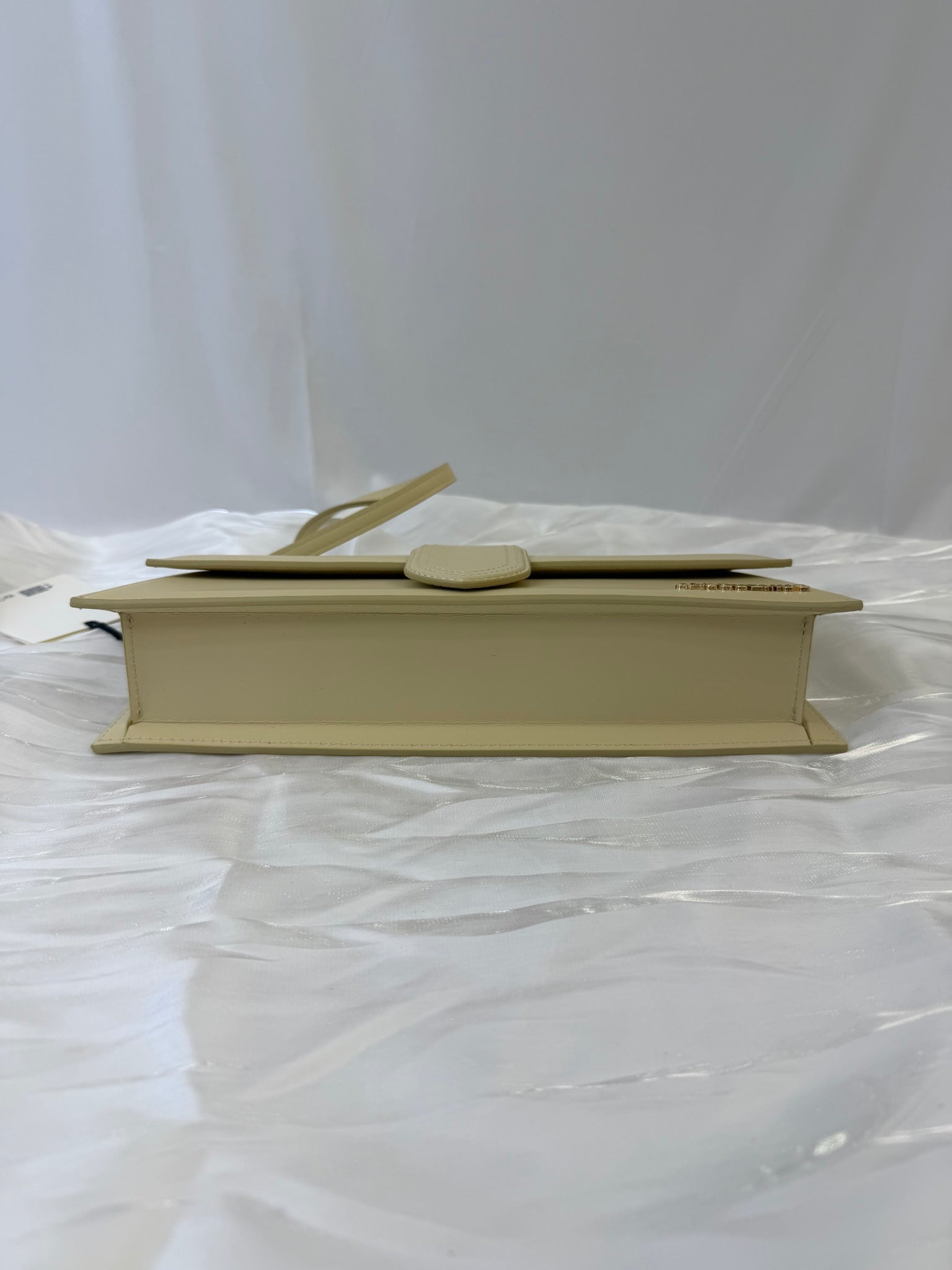 BRAND NEW- Jacquemus Beige Leather Le Grand Bambino Bag