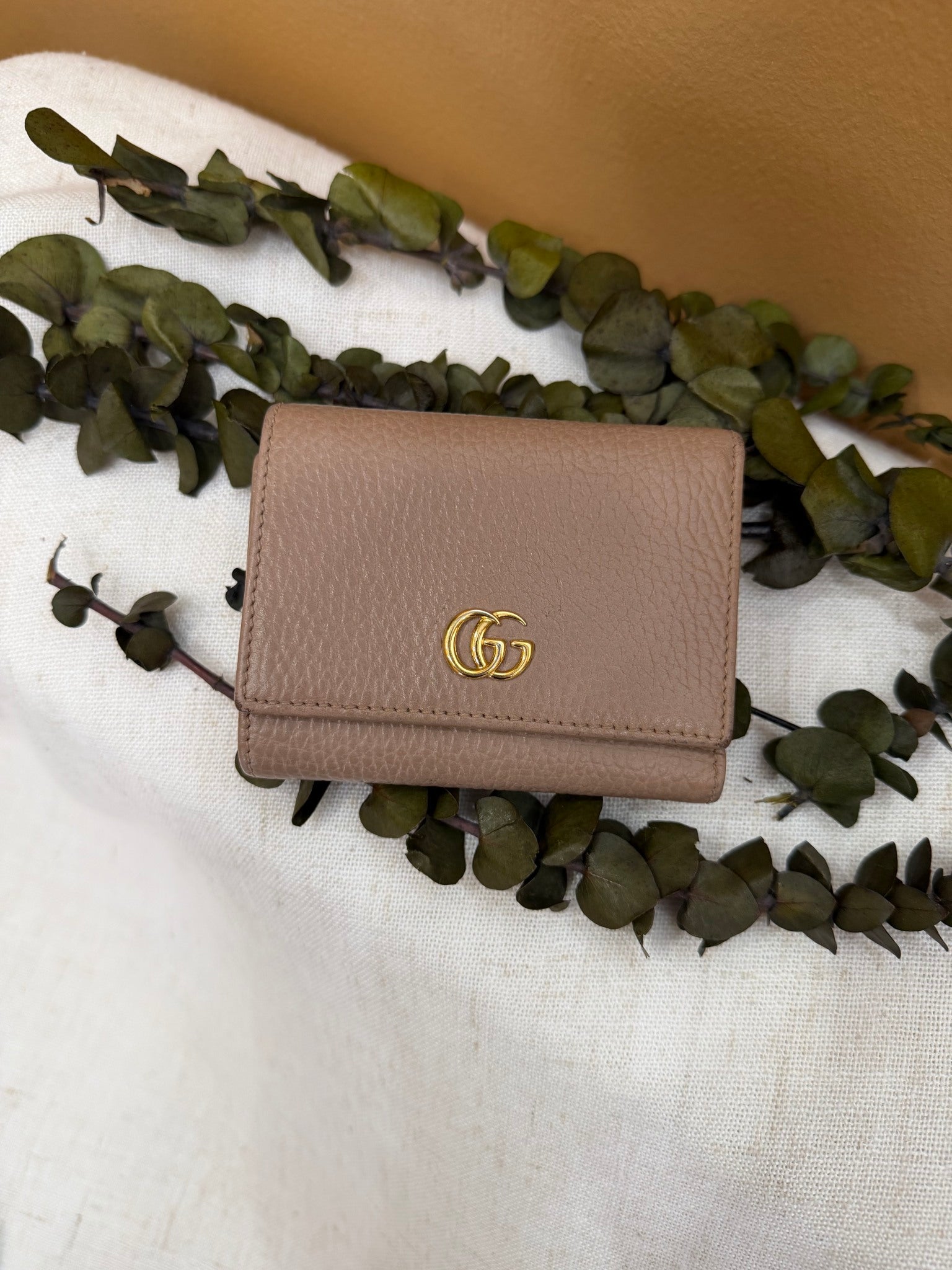 Gucci Dusty Rose Leather Marmont Compact Wallet