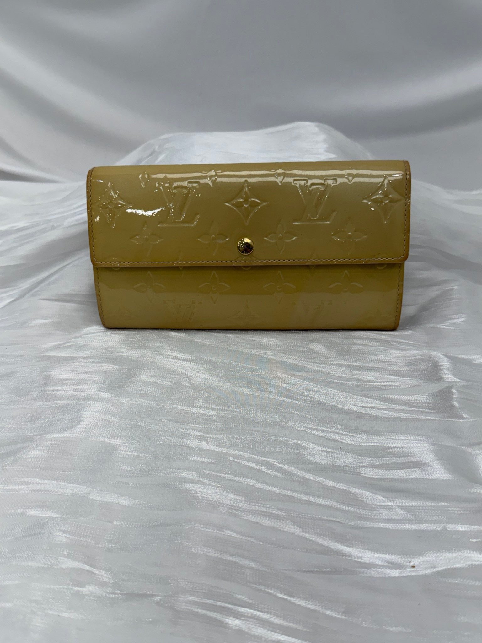 Louis Vuitton Yellow Vernis Sarah Wallet