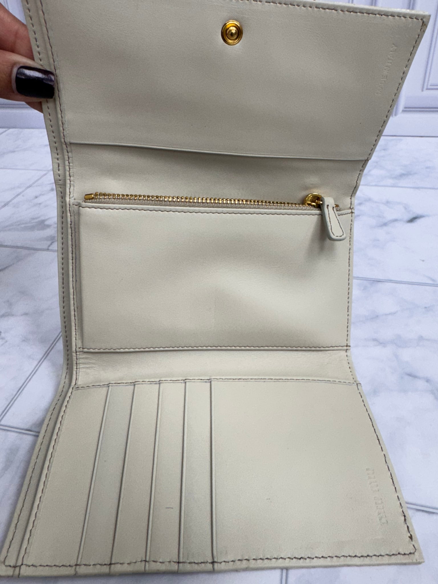 Miu Miu Beige Croc Embossed Patent LeatherLong Wallet