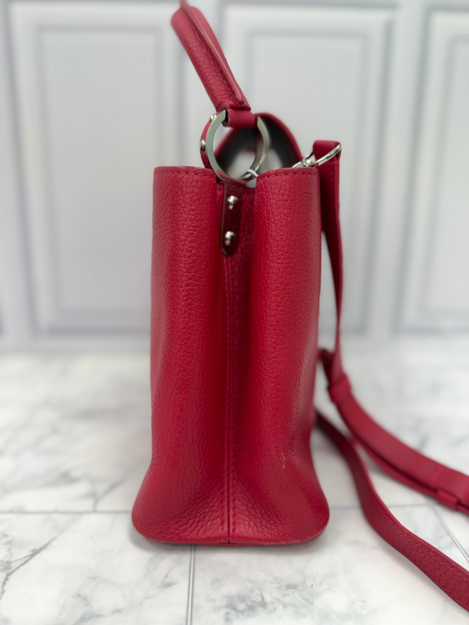 Louis Vuitton Rasberry Taurillon Leather Capucines MM Handbag