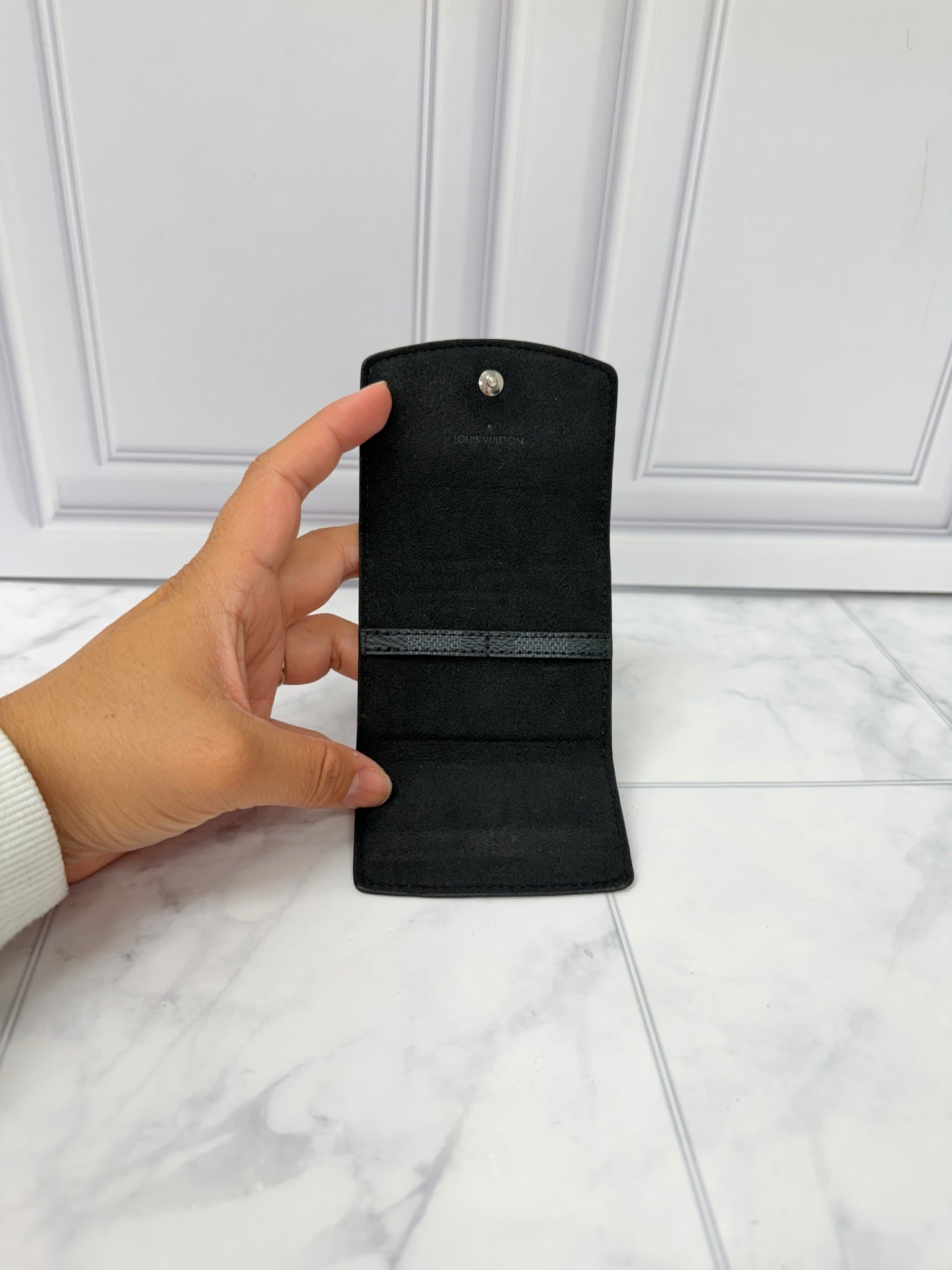 LIKE NEW - Louis Vuitton Damier Graphite Cufflinks Case