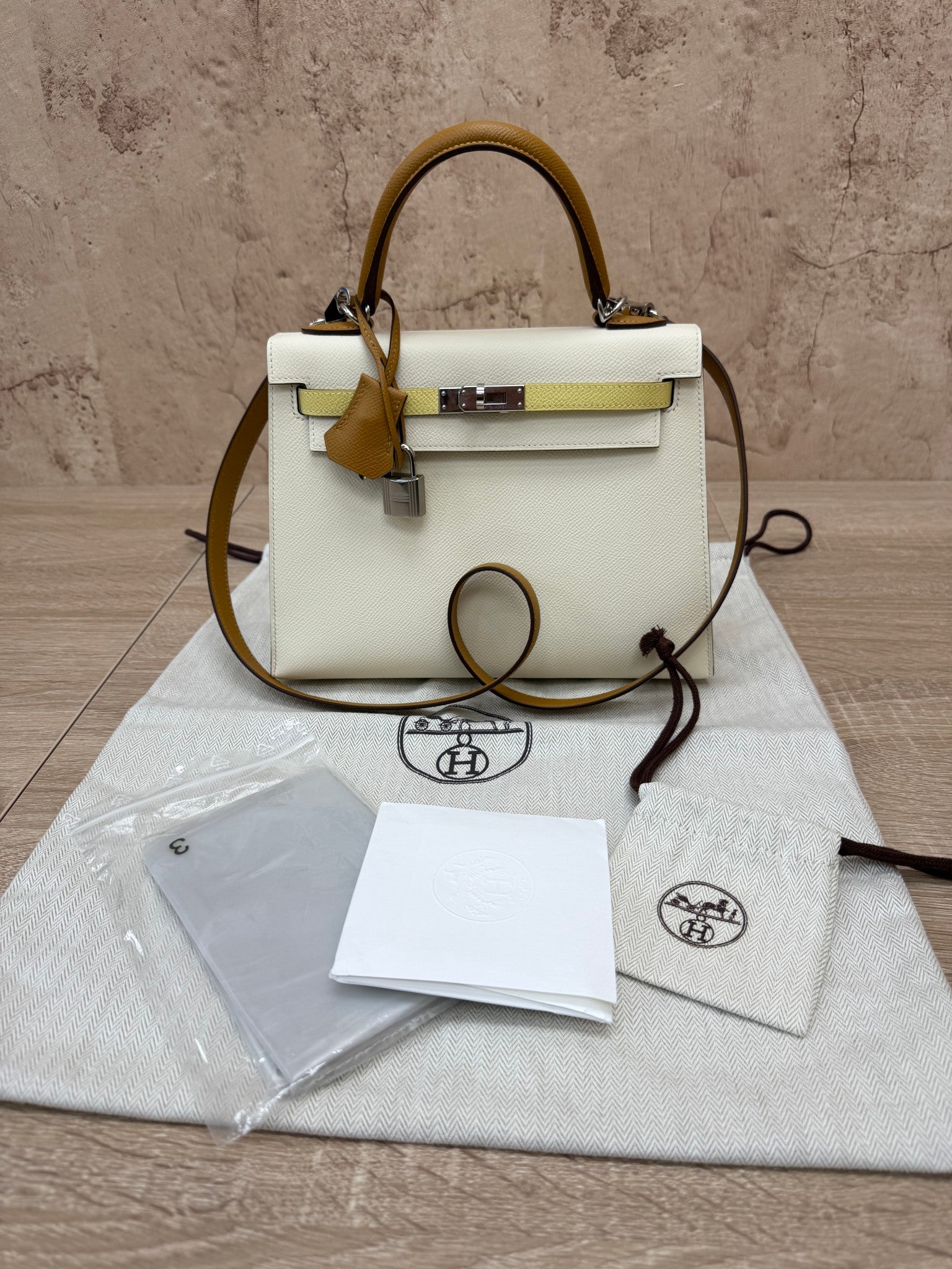 LIKE NEW- Hermes Tri-Color Epsom Leather Kelly Sellier 25