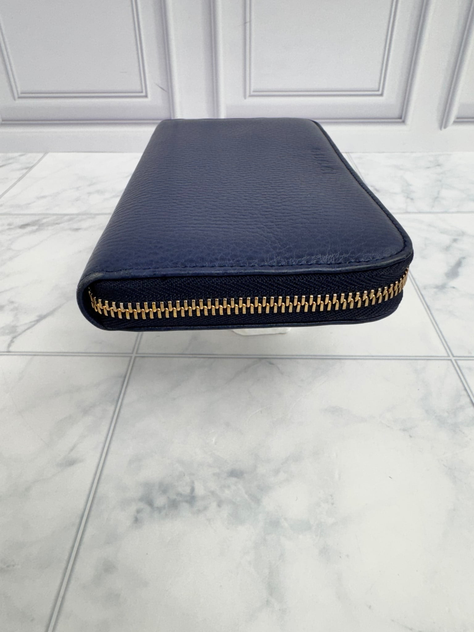 Gucci Blue Pebbled Leather Zippy Wallet