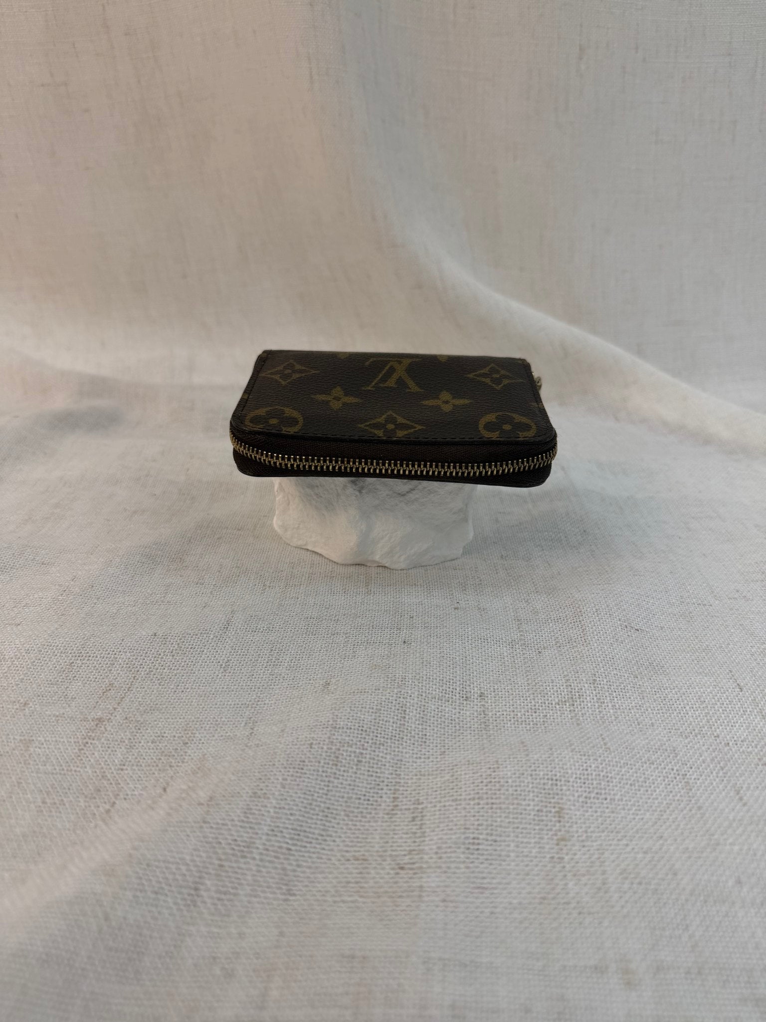 Louis Vuitton Monogram Compact Zippy Wallet
