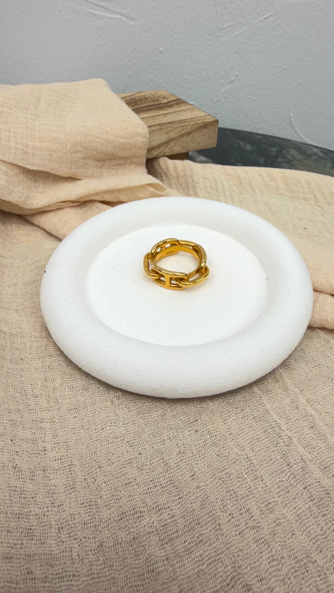 LIKE NEW - Hermes Gold Tone Chaine d'Ancre Scarf Ring