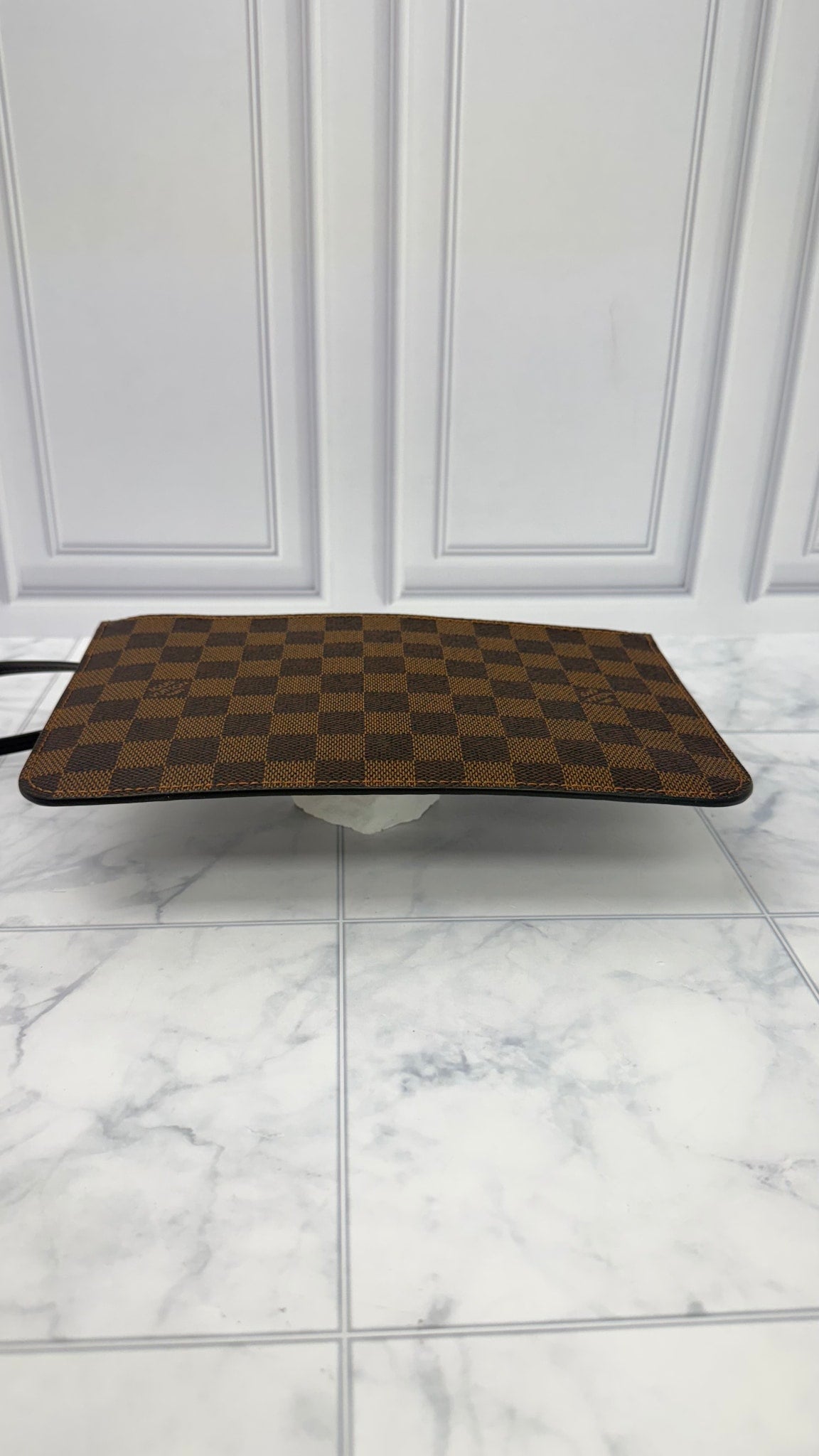 BRAND NEW - Louis Vuitton Damier Ebene Wristlet Pouch