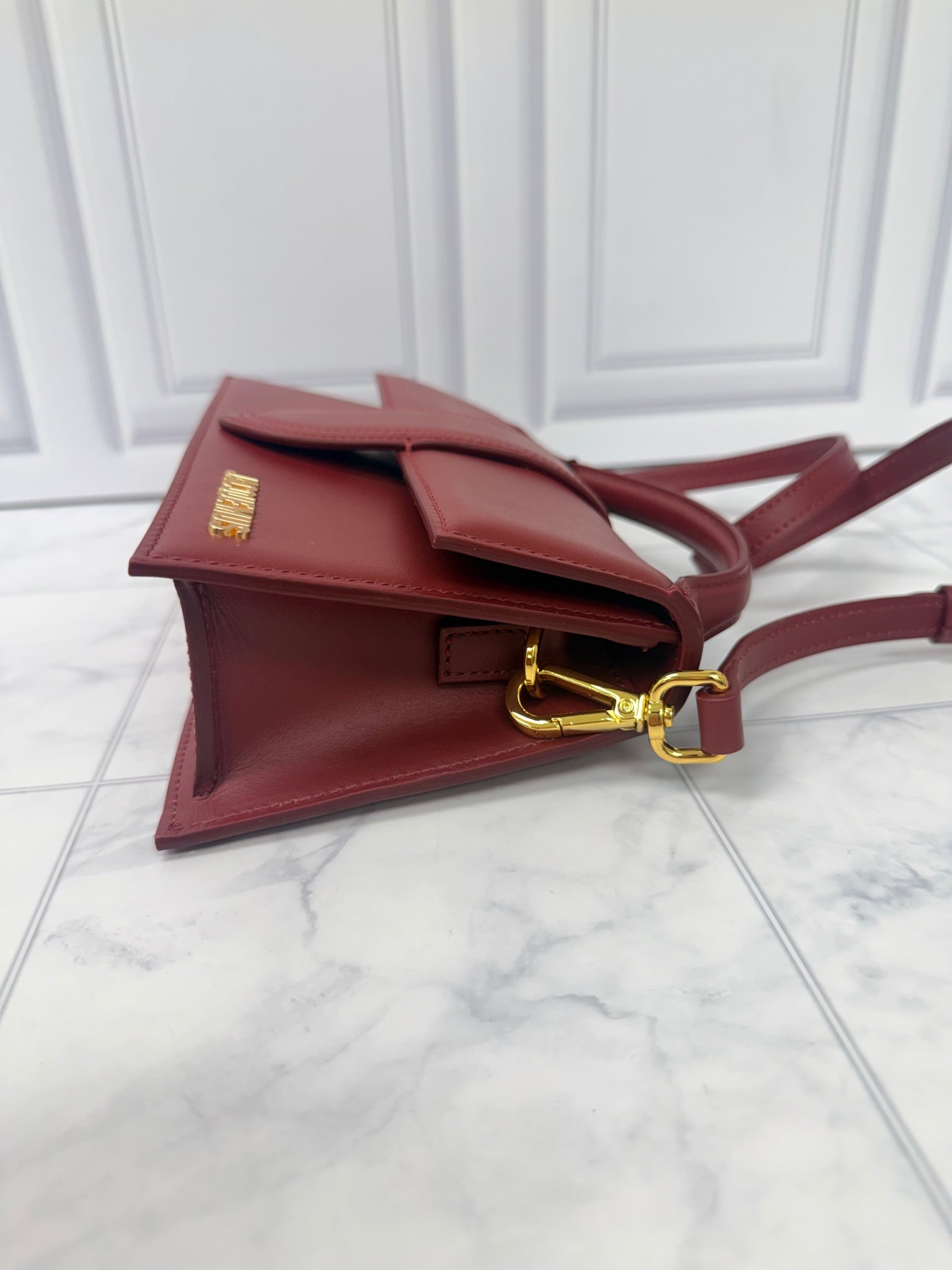 BRAND NEW - Jacquemus Burgundy Leather Le Grand Bambino 2Way Handbag