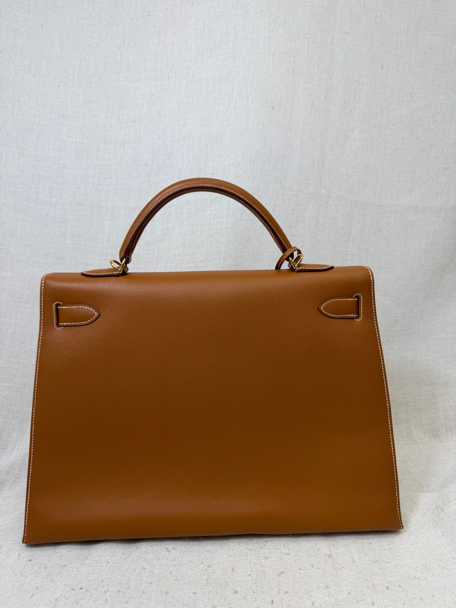 LIKE NEW - Hermes Gold Epsom Leather Kelly 40 Handbag