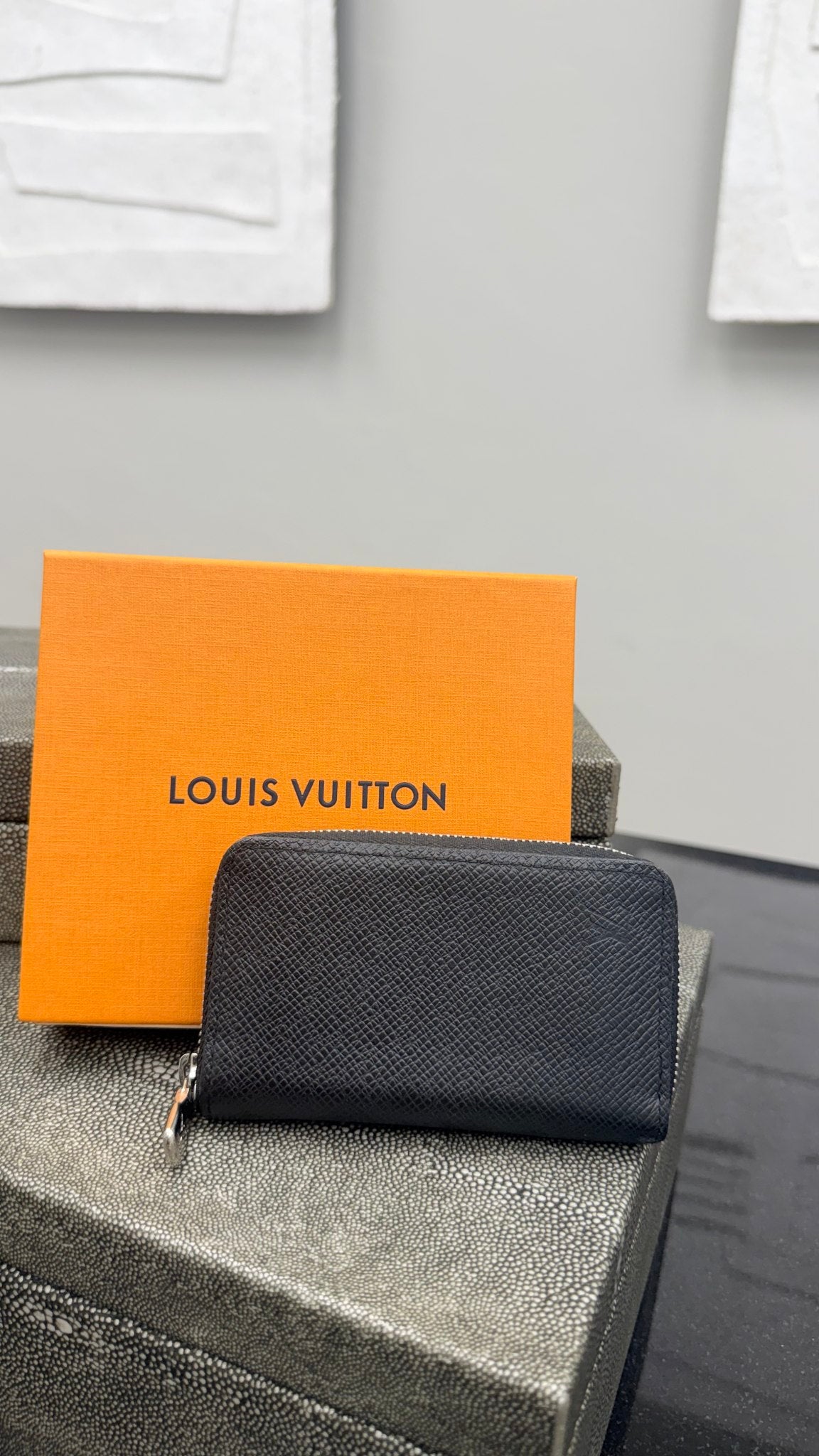 Louis Vuitton Black Taiga Leather Zippy Coin Purse