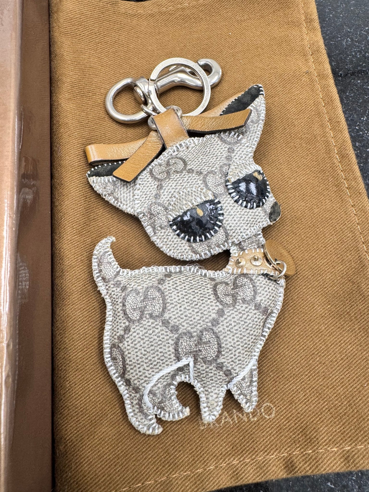 Gucci GG Supreme Chihuahua Key Chain