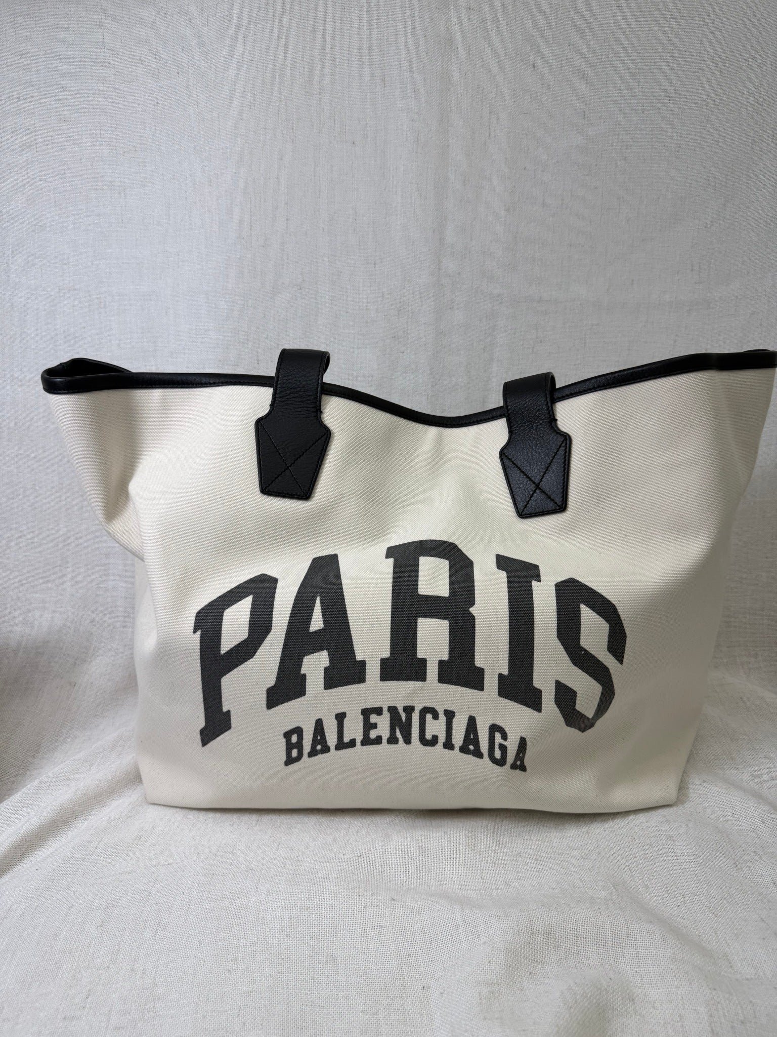 Balenciaga Cream Cotton Canvas With Leather Trim Cities Paris Jumbo Tote Bag