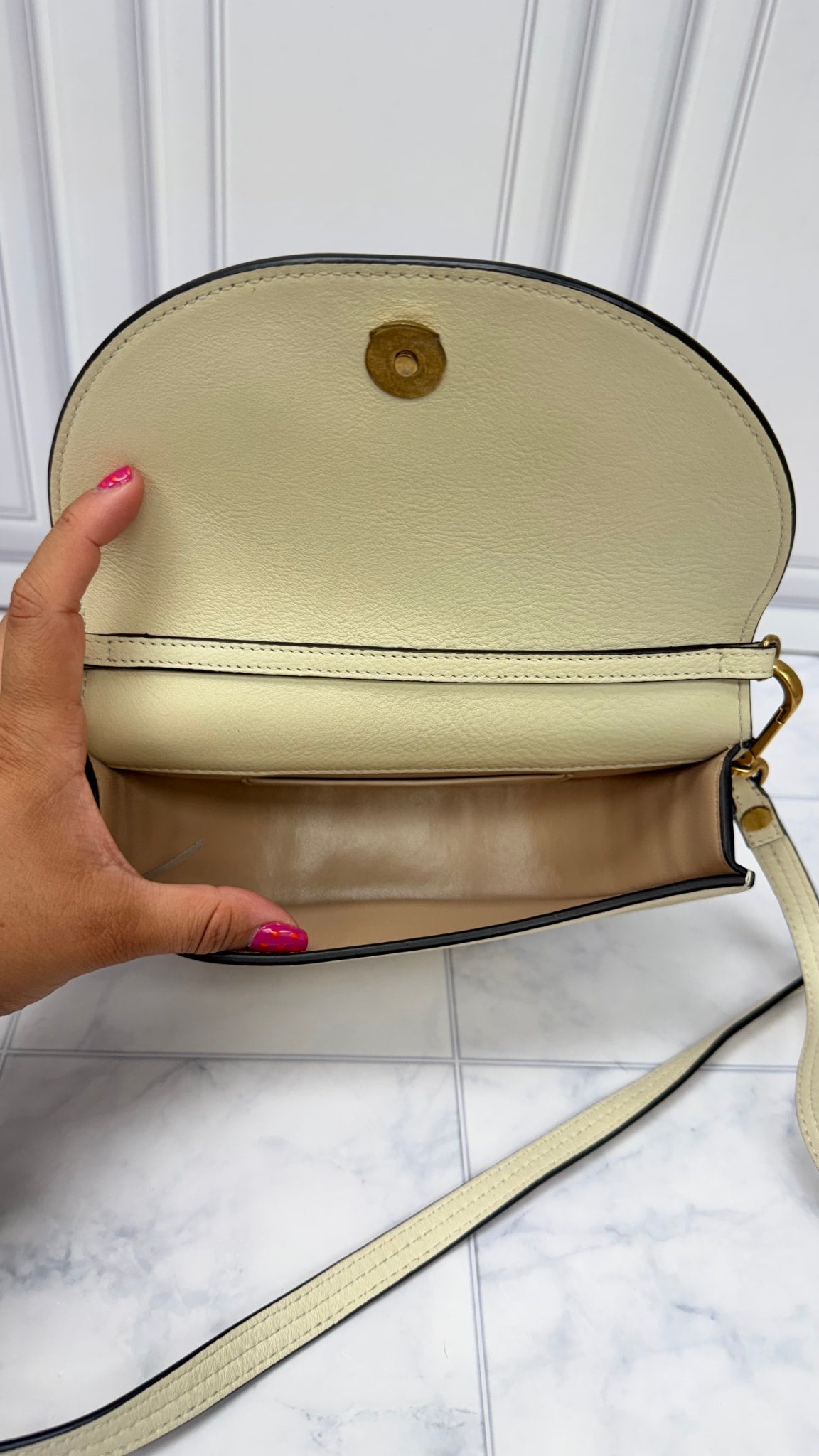 Chloe White Leather Nile Bracelet Crossbody Bag