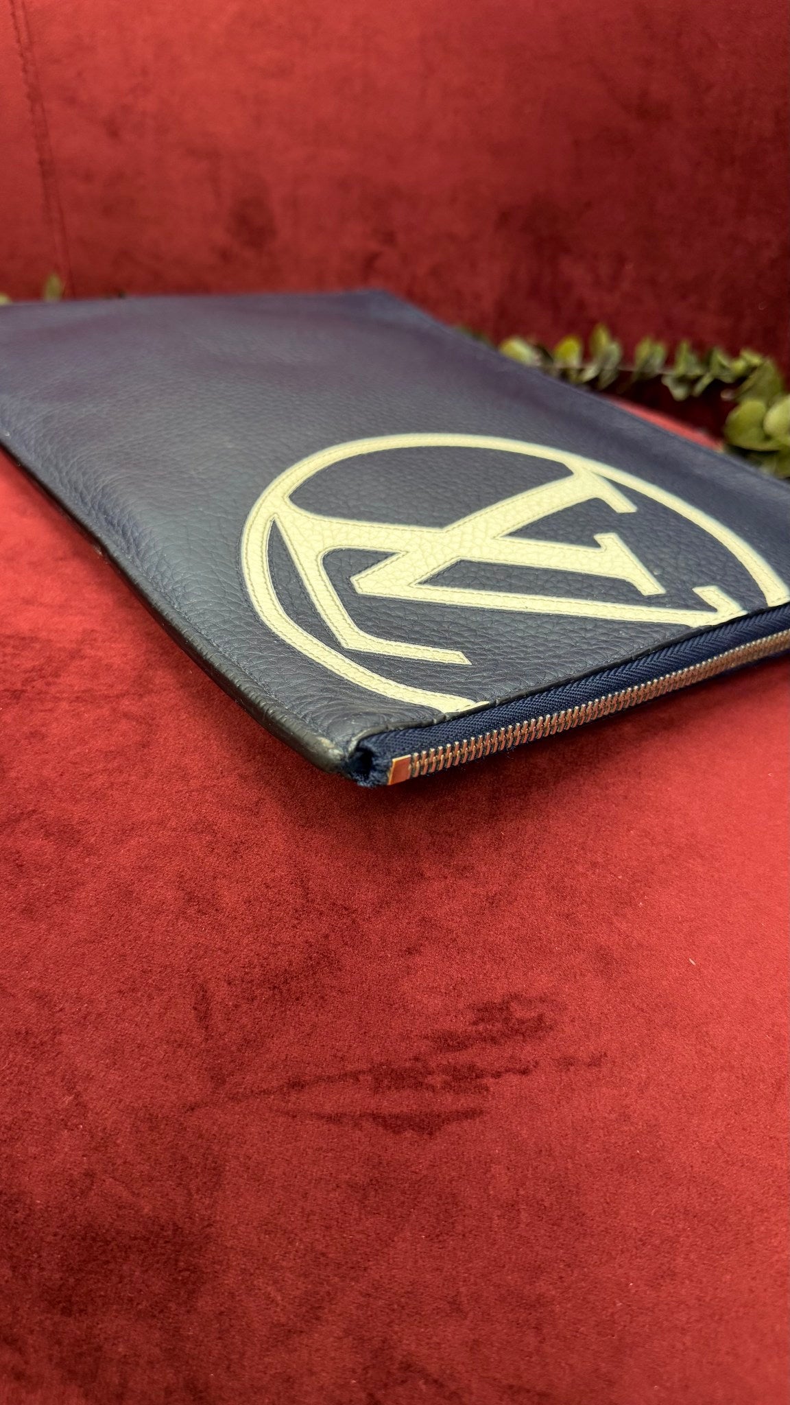 Louis Vuitton Navy Blue Taurillon Jour GM Pochette