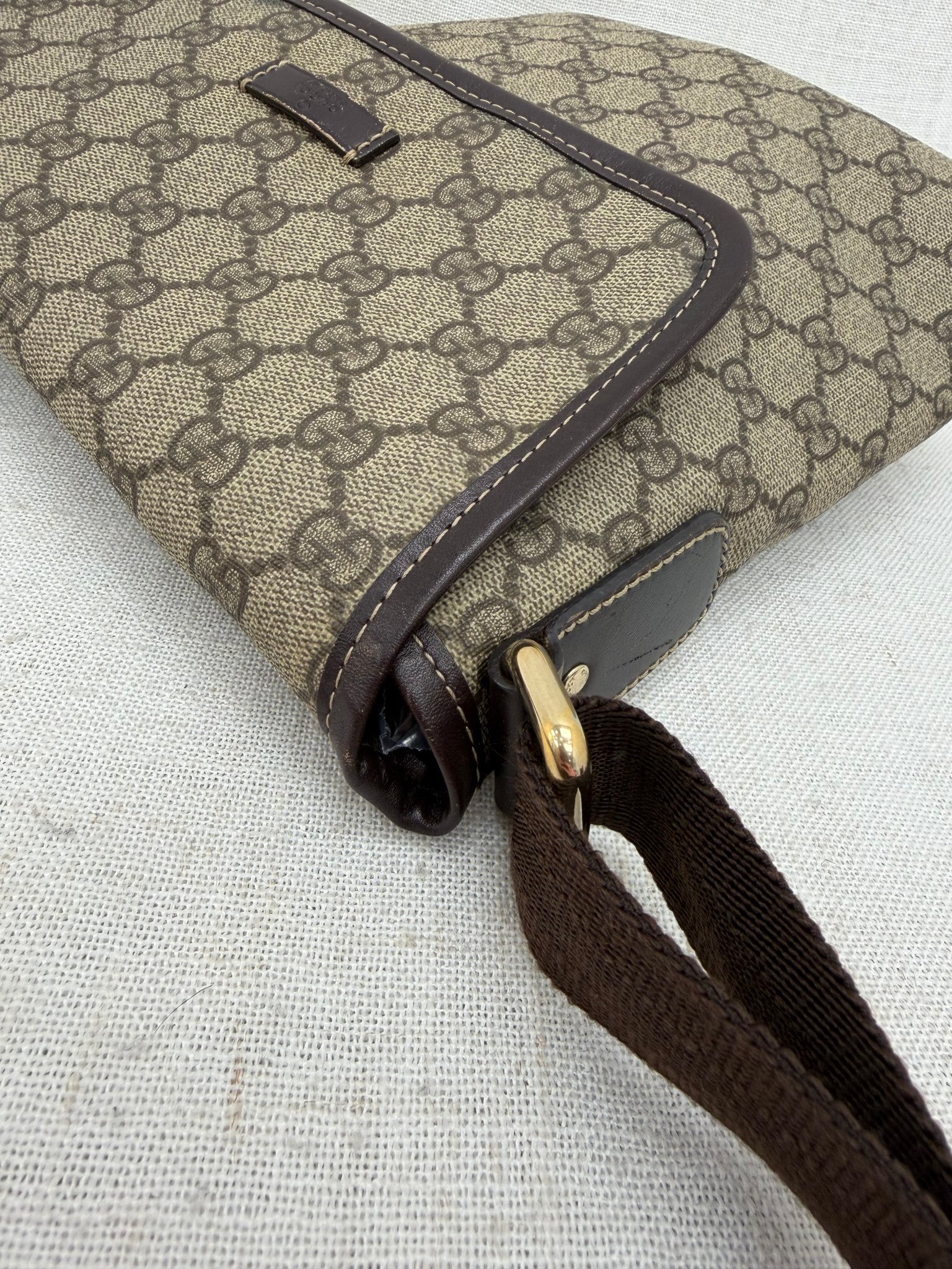 Gucci GG Supreme & Leather Canvas Crossbody Bag