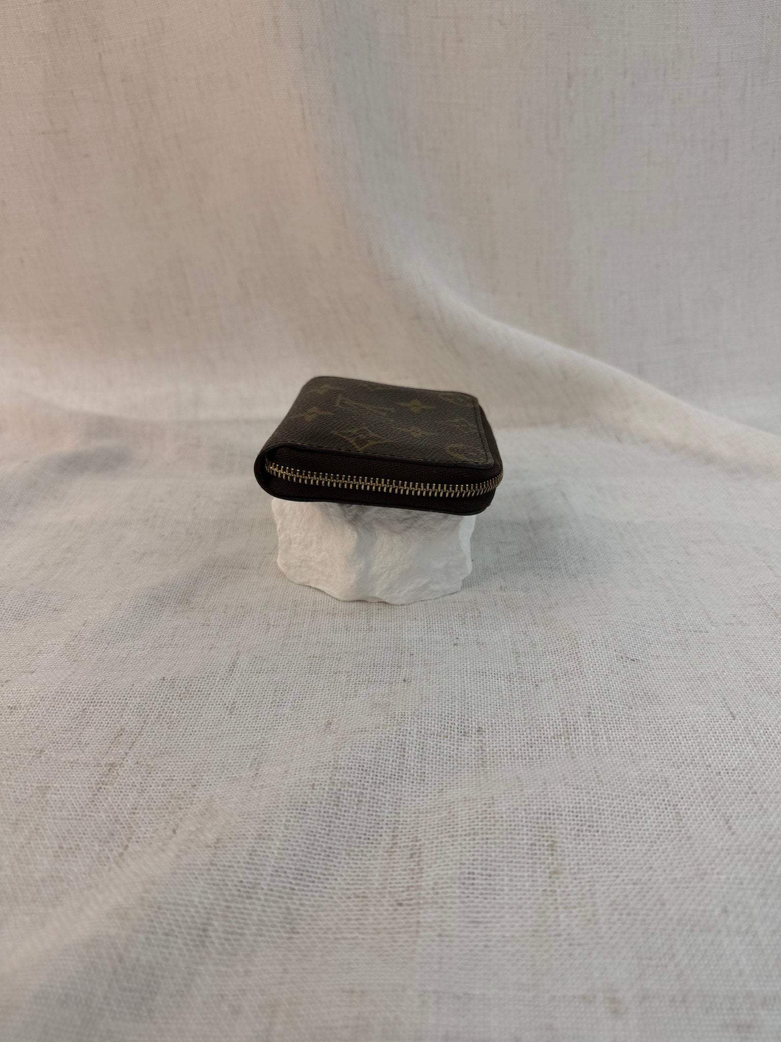 Louis Vuitton Monogram Compact Zippy Wallet