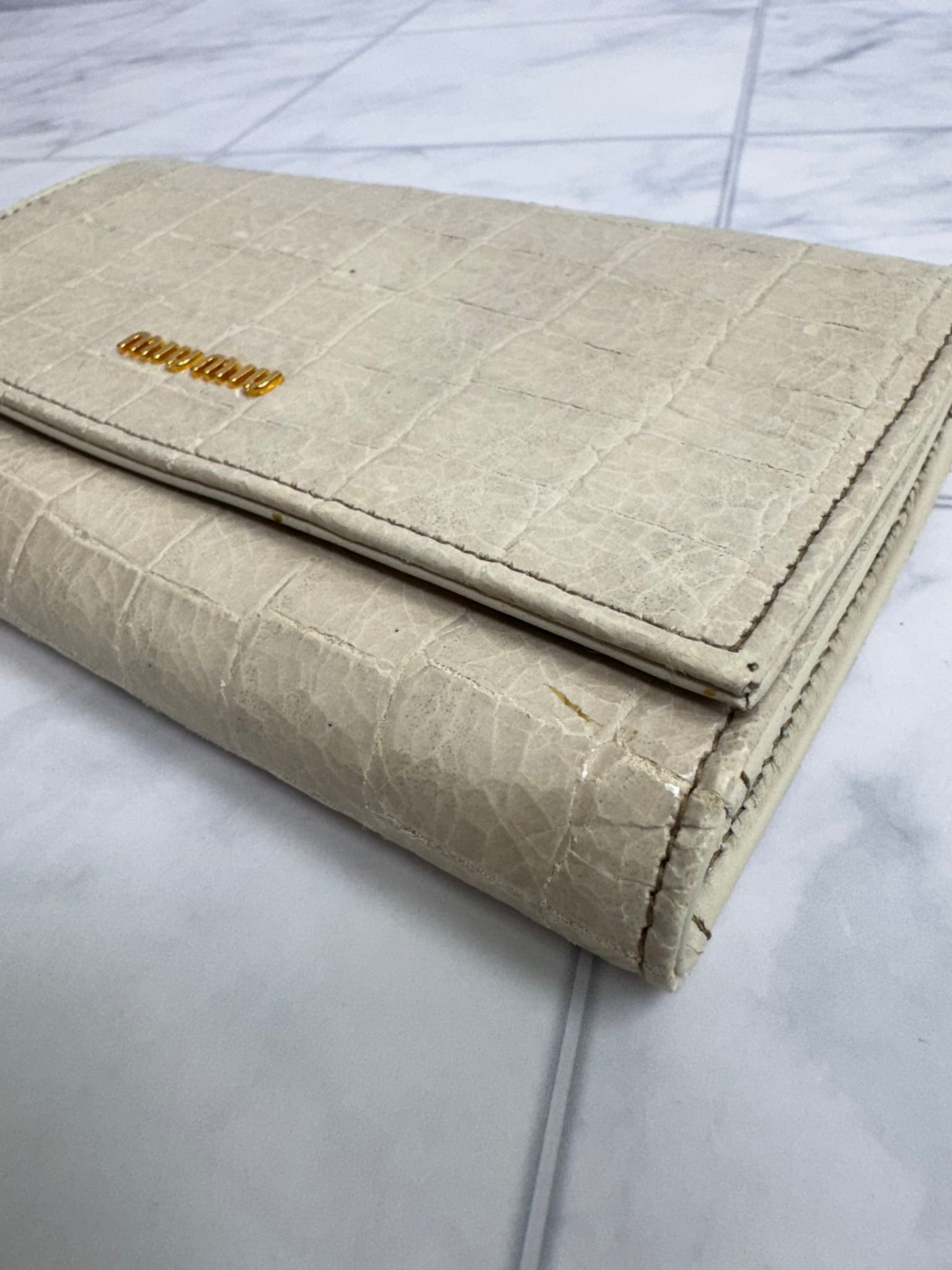 Miu Miu Beige Croc Embossed Patent LeatherLong Wallet