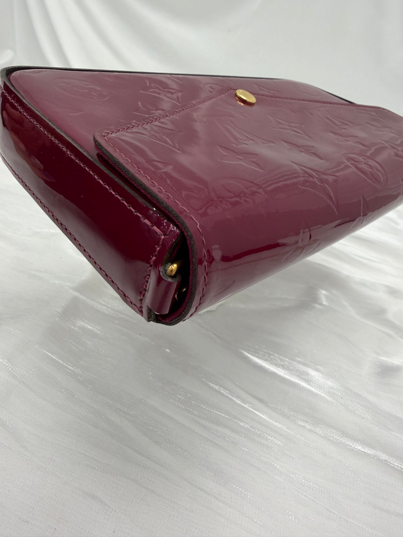 Louis Vuitton Raspberry Vernis Felicie Pochette Crossbody