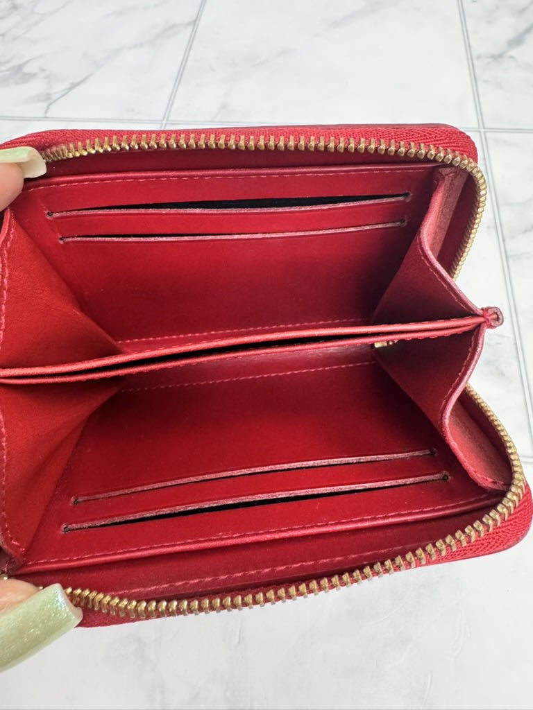 Louis Vuitton Red Vernis Compact Zippy