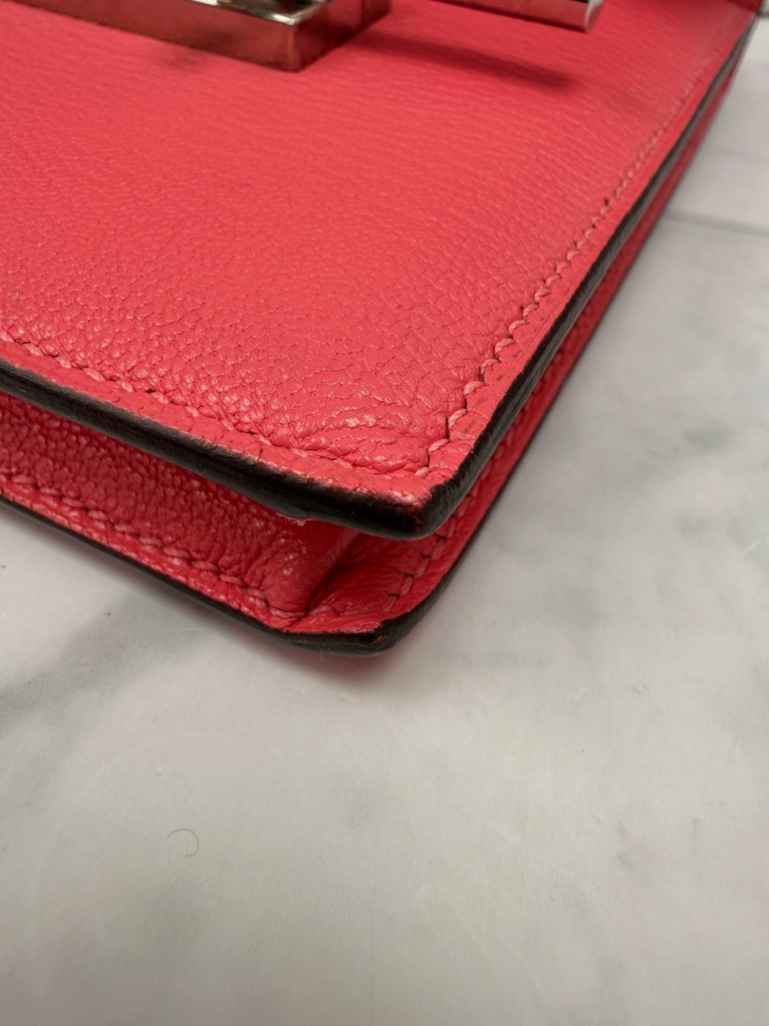 Hermes Pink Chevre Mysore Verrou Clutch