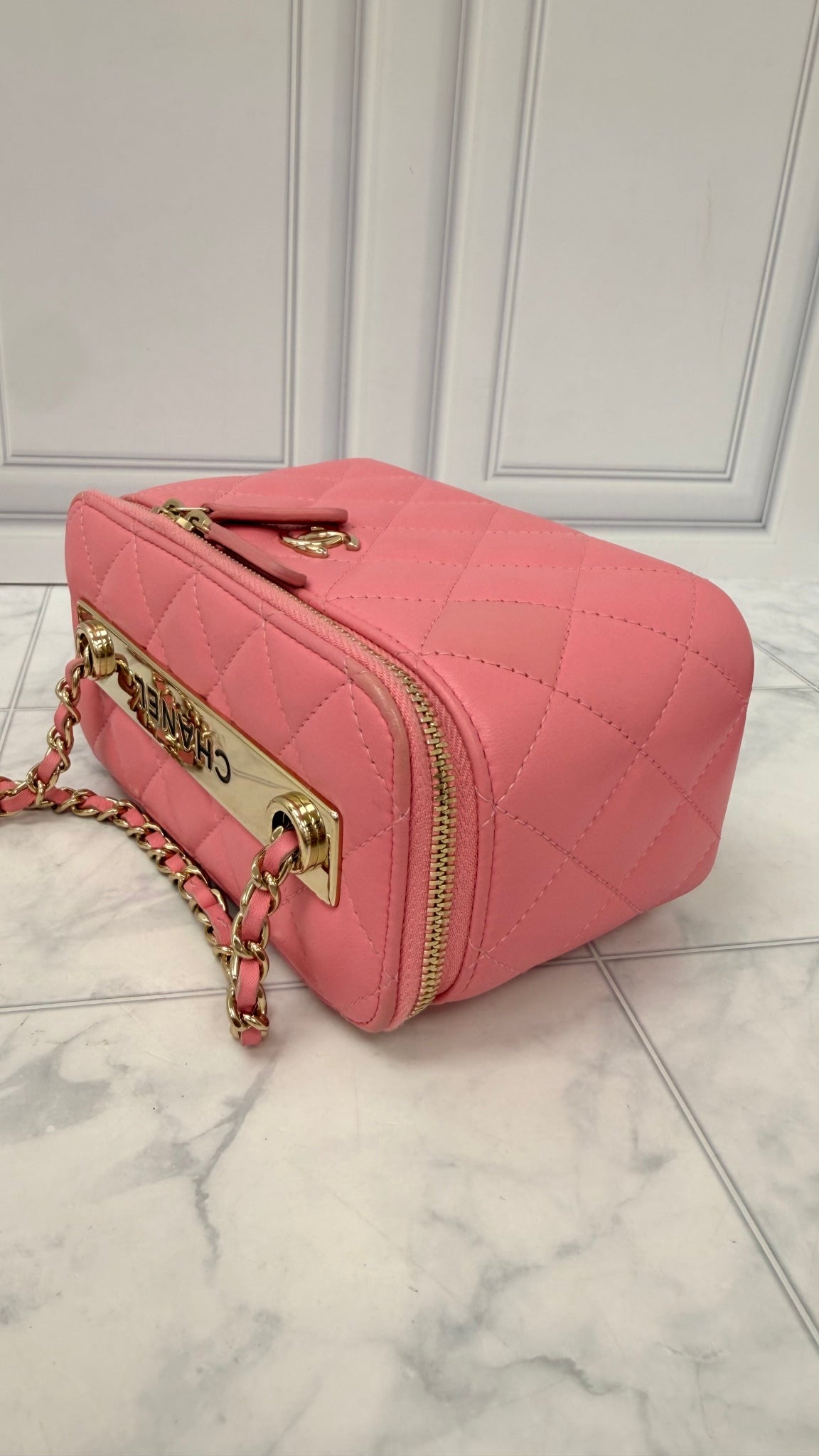 Chanel Pink Lambskin Leather Vanity Case Chain Crossbody
